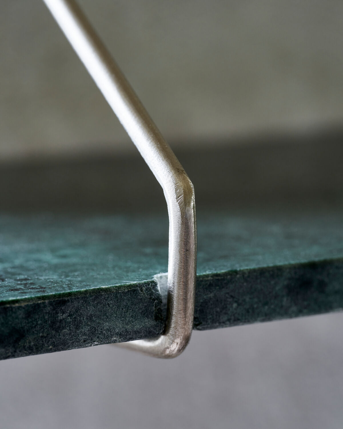 Winkelstütze, HDApart, Gebürstetes Silber in Gebürstetes Silber präsentiert im Onlineshop von KAQTU Design AG. Regal Zubehör ist von House Doctor