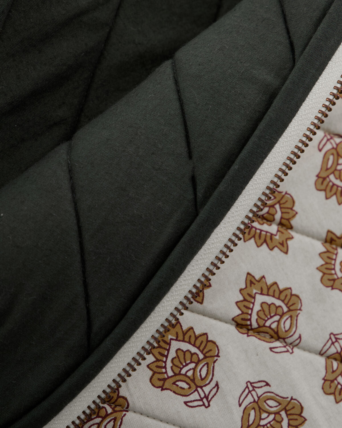 Laptophülle, HDRest, Beige in Beige präsentiert im Onlineshop von KAQTU Design AG. Büromaterial ist von House Doctor