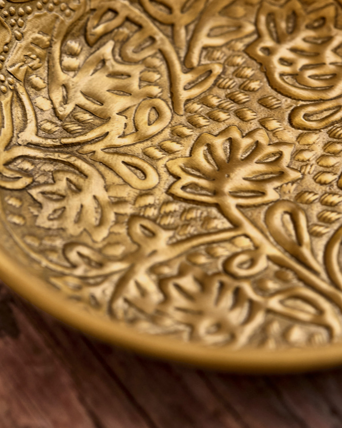 Schüssel, HDUna, Gold in Gold präsentiert im Onlineshop von KAQTU Design AG. Tablett ist von House Doctor