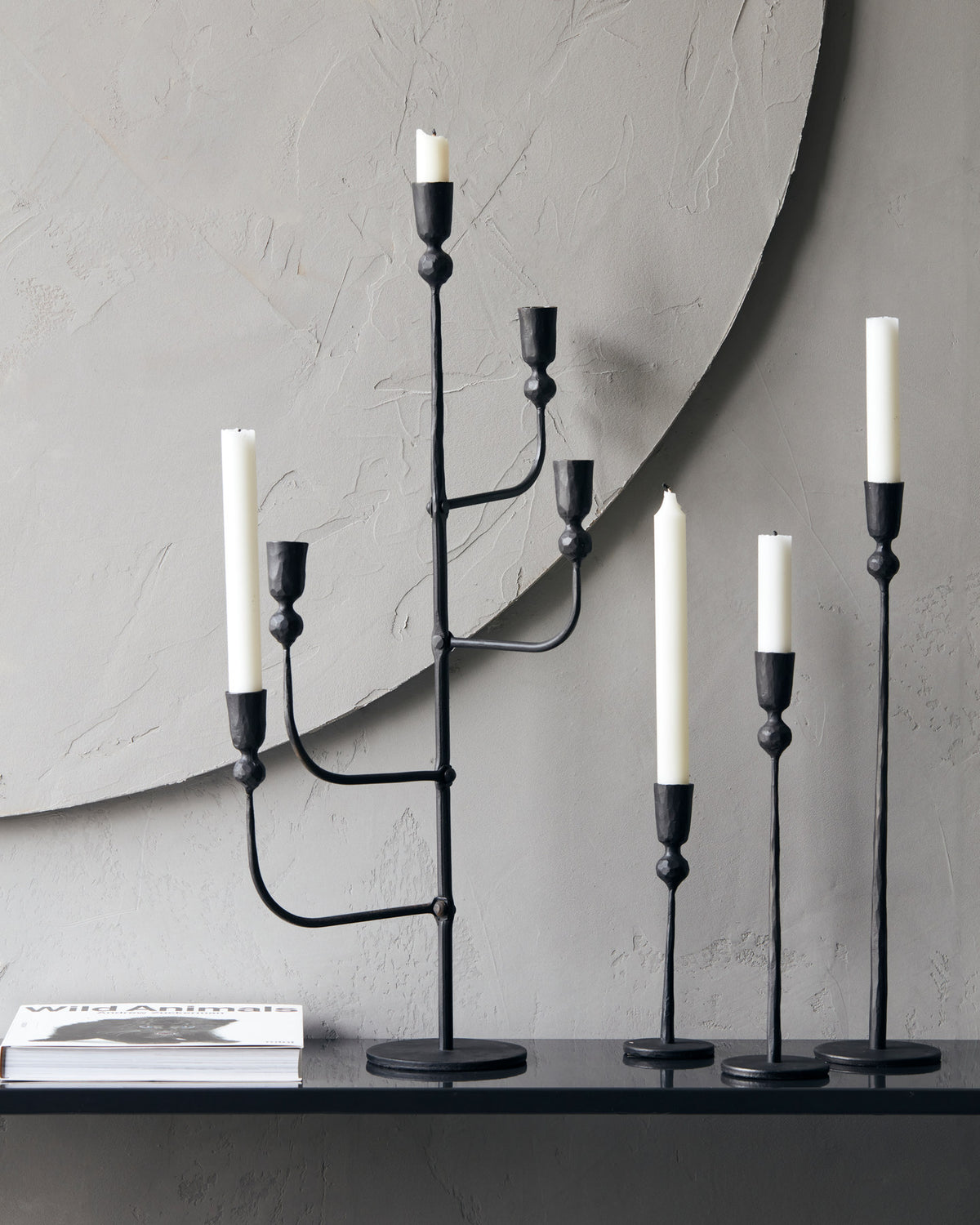 Kerzenständer, Trivo in Schwarz präsentiert im Onlineshop von KAQTU Design AG. Kerzenständer ist von House Doctor