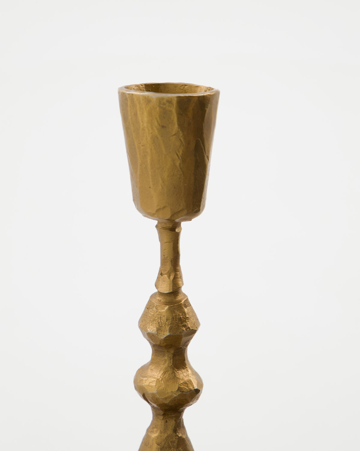 Kerzenständer, HDDon, Antik-Gold in Antik-Gold präsentiert im Onlineshop von KAQTU Design AG. Kerzenständer ist von House Doctor