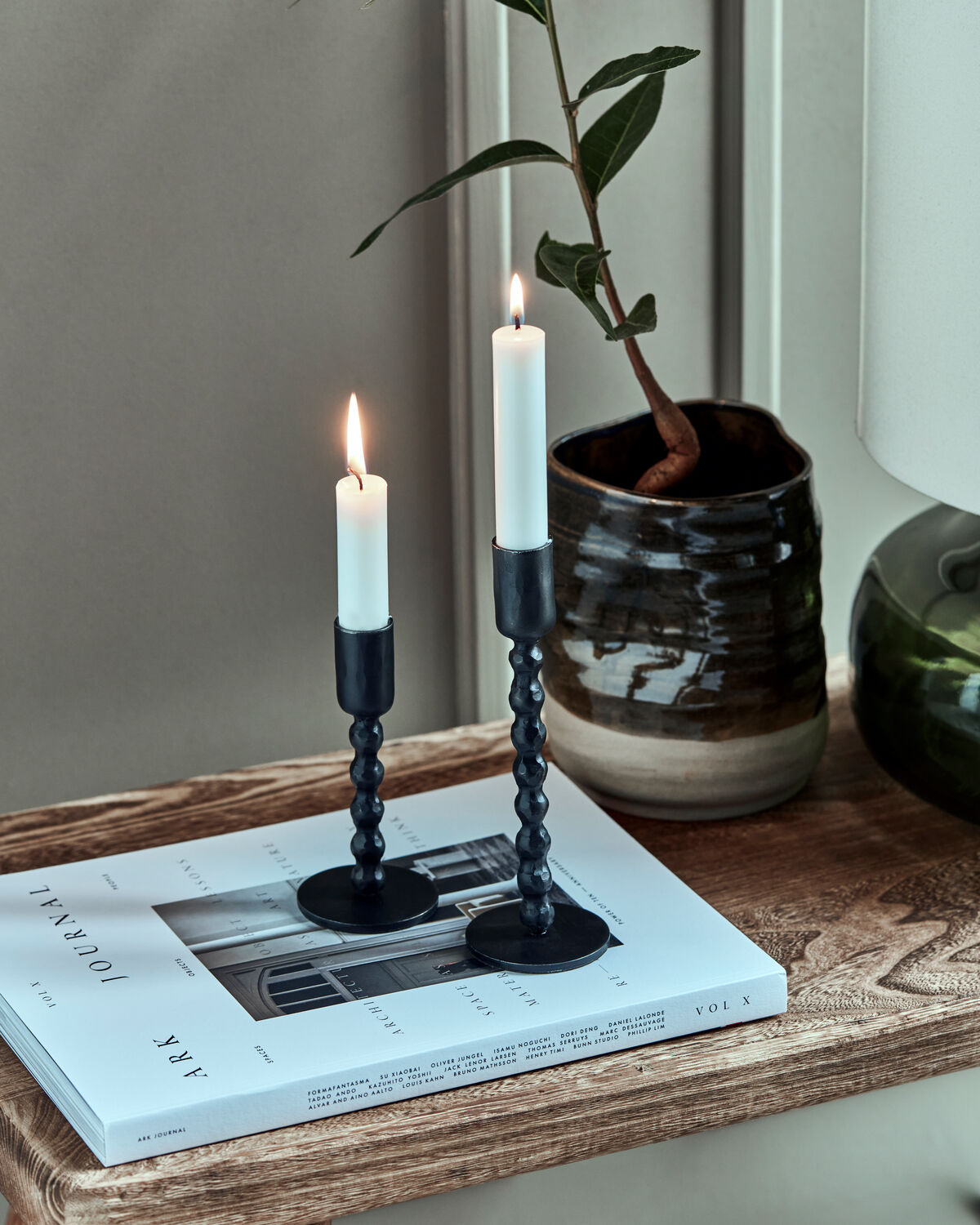 Kerzenständer, HDMala, Schwarz in Schwarz präsentiert im Onlineshop von KAQTU Design AG. Kerzenständer ist von House Doctor