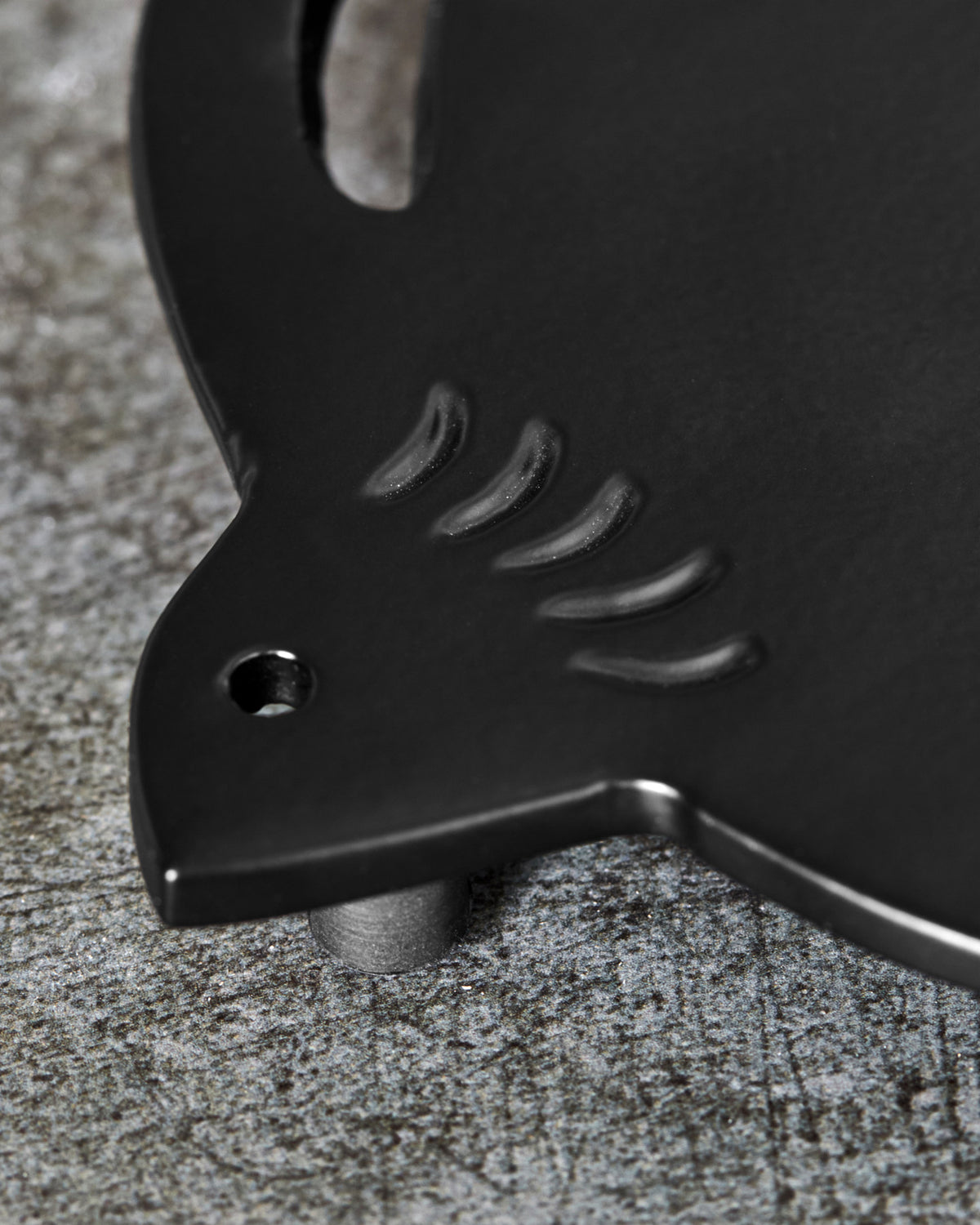 Untersetzer, HDPira, Schwarz in Schwarz präsentiert im Onlineshop von KAQTU Design AG. Pfannenuntersetzer ist von House Doctor