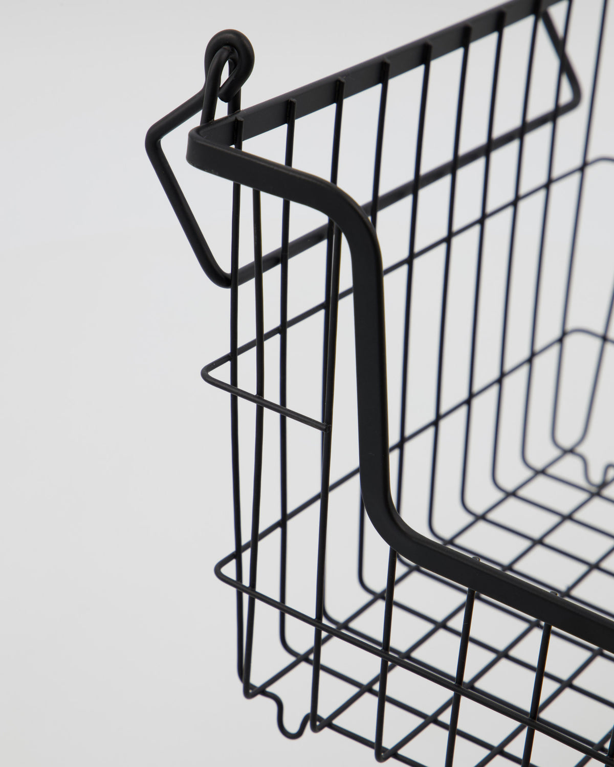 Korb, HDTaw, Mattschwarz in Mattschwarz präsentiert im Onlineshop von KAQTU Design AG. Aufbewahrungsbehälter ist von House Doctor