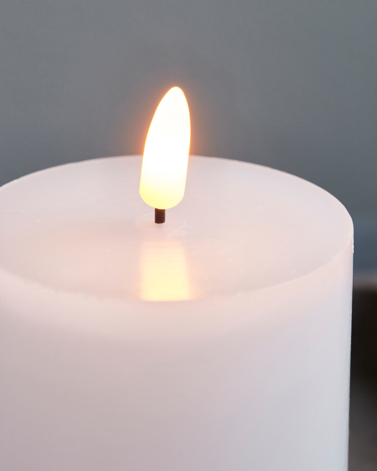 Kerze, LED in Weiss präsentiert im Onlineshop von KAQTU Design AG. Weihnachtszubehör ist von House Doctor