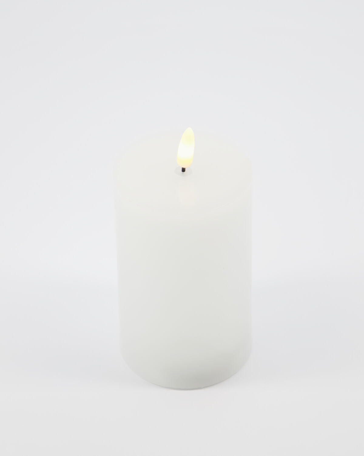 Kerze, LED in Weiss präsentiert im Onlineshop von KAQTU Design AG. Weihnachtszubehör ist von House Doctor