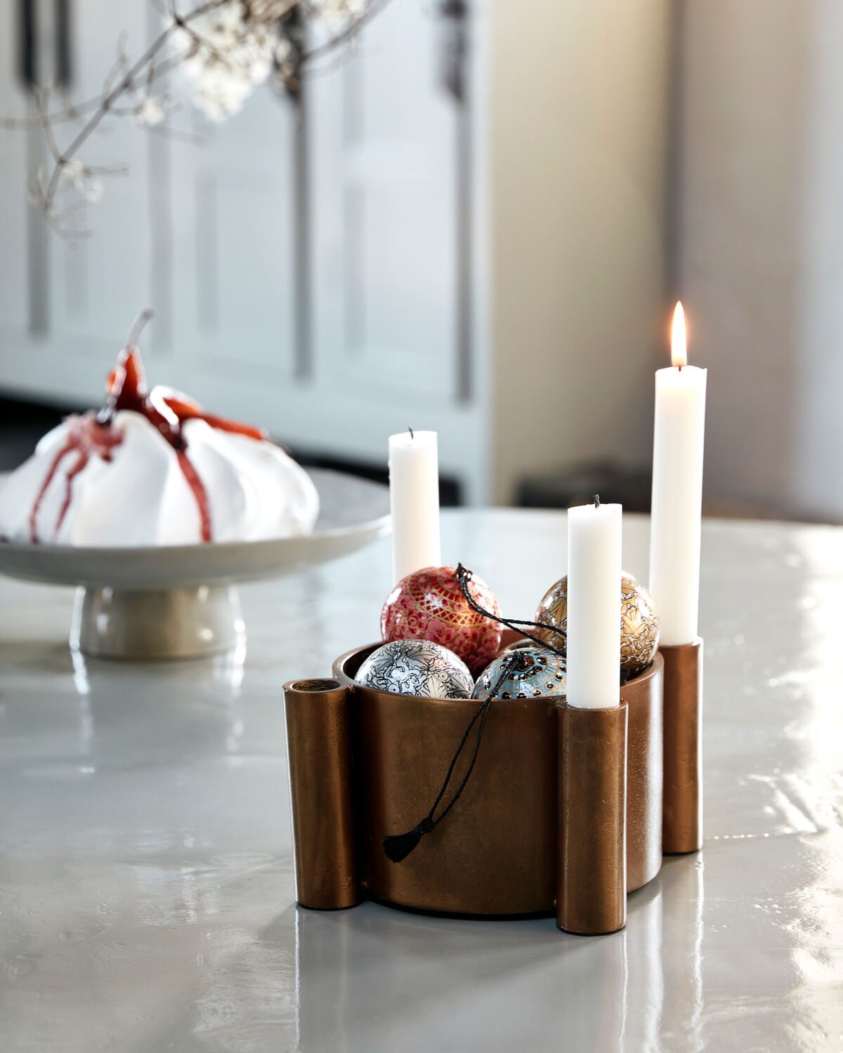Kerzenständer, Four in Antikes Messing präsentiert im Onlineshop von KAQTU Design AG. Kerzenständer ist von House Doctor
