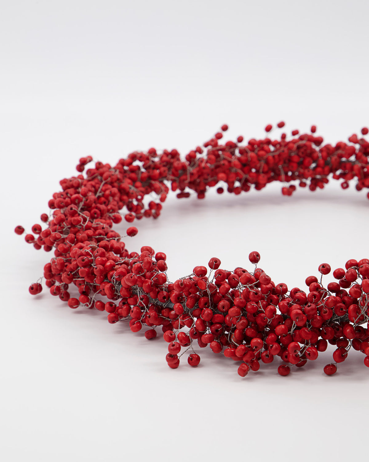 Kranz, Winther in Rot präsentiert im Onlineshop von KAQTU Design AG. Weihnachtskränze ist von House Doctor