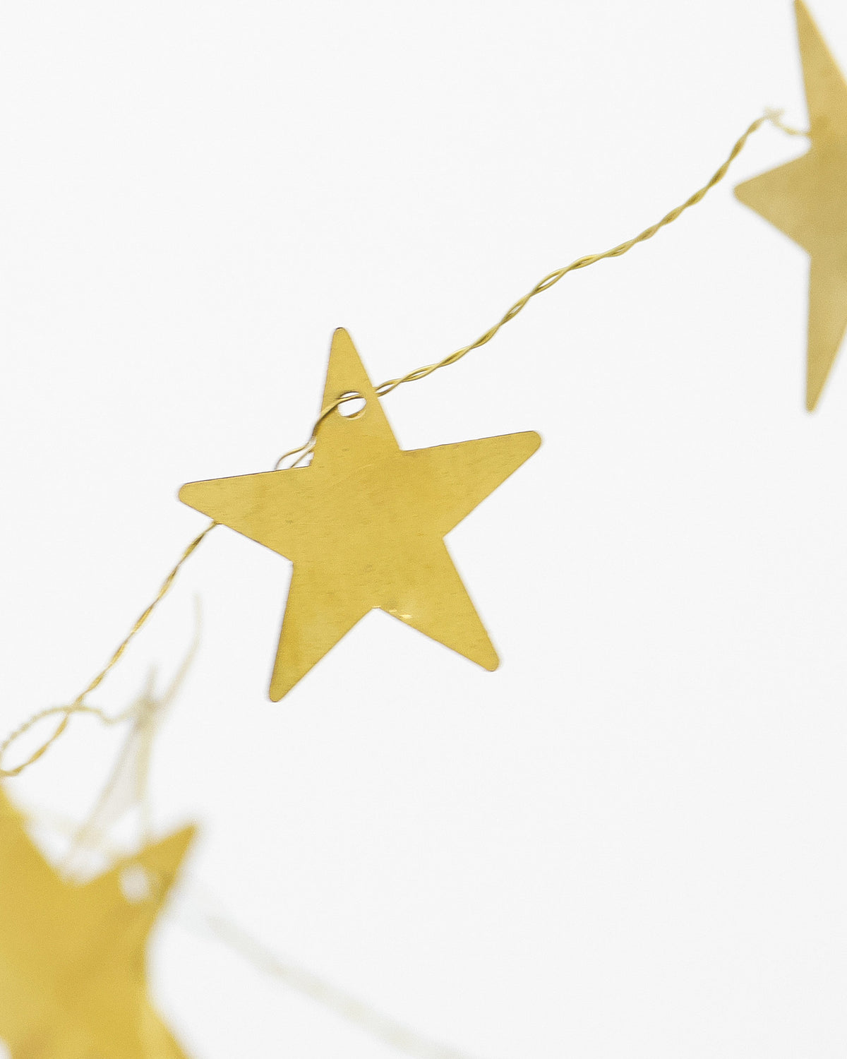 Girlande, HDStars, Antikes Messing-Finish in Antikes Messing-Finish präsentiert im Onlineshop von KAQTU Design AG. Weihnachtszubehör ist von House Doctor