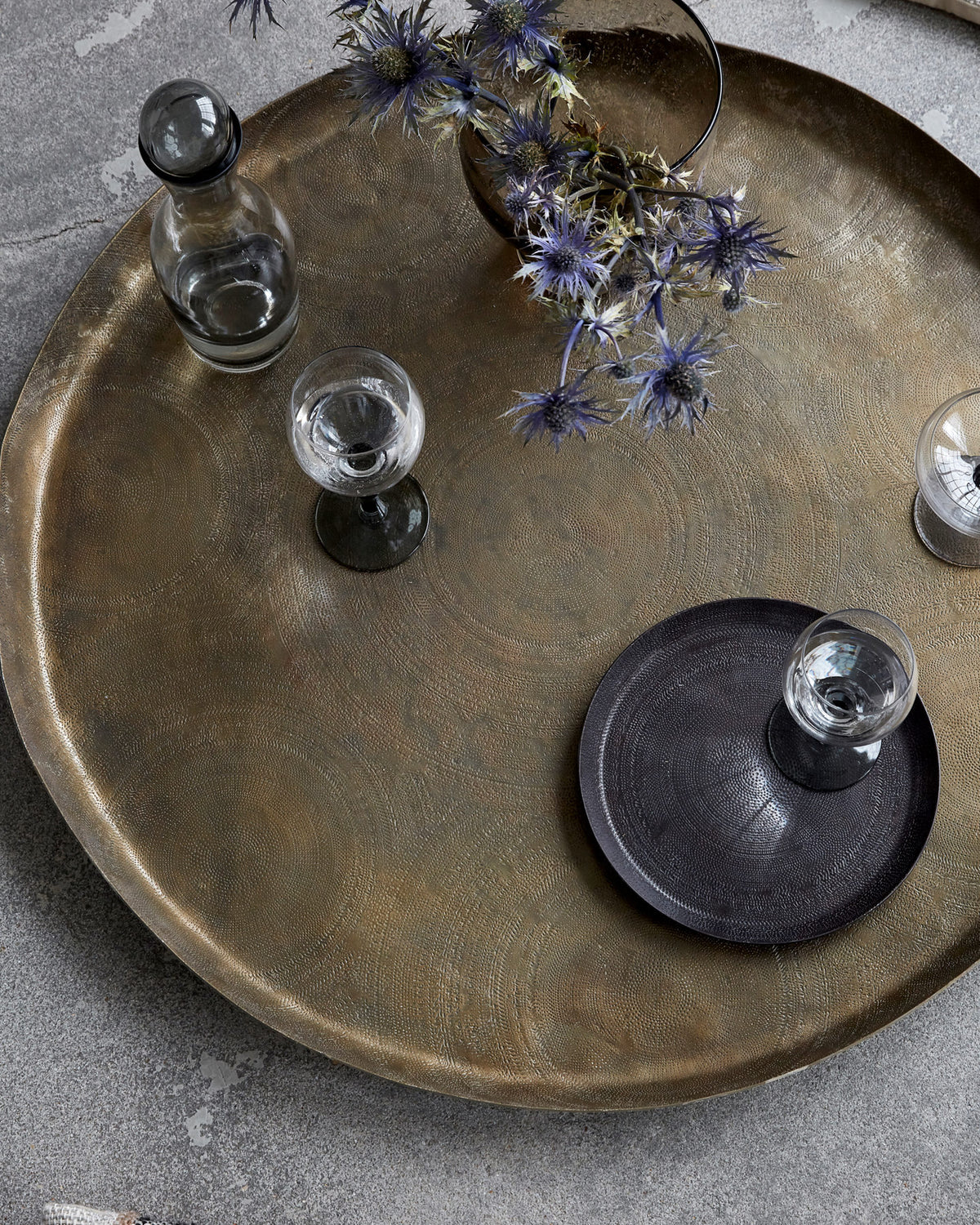 Tablett, Jhansi in Antikes Messing-Finish präsentiert im Onlineshop von KAQTU Design AG. Tablett ist von House Doctor