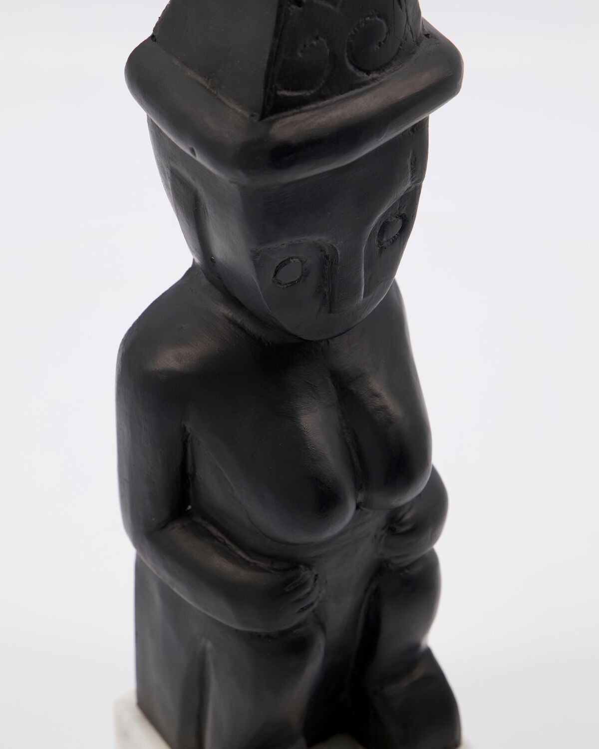 Kunstwerk, Two sitting in Schwarz präsentiert im Onlineshop von KAQTU Design AG. Kunstgegenstände ist von House Doctor