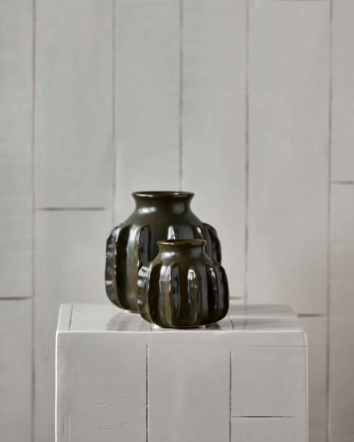 Vase, HDCactus, Dunkelgrün in Dunkelgrün präsentiert im Onlineshop von KAQTU Design AG. Vase ist von House Doctor