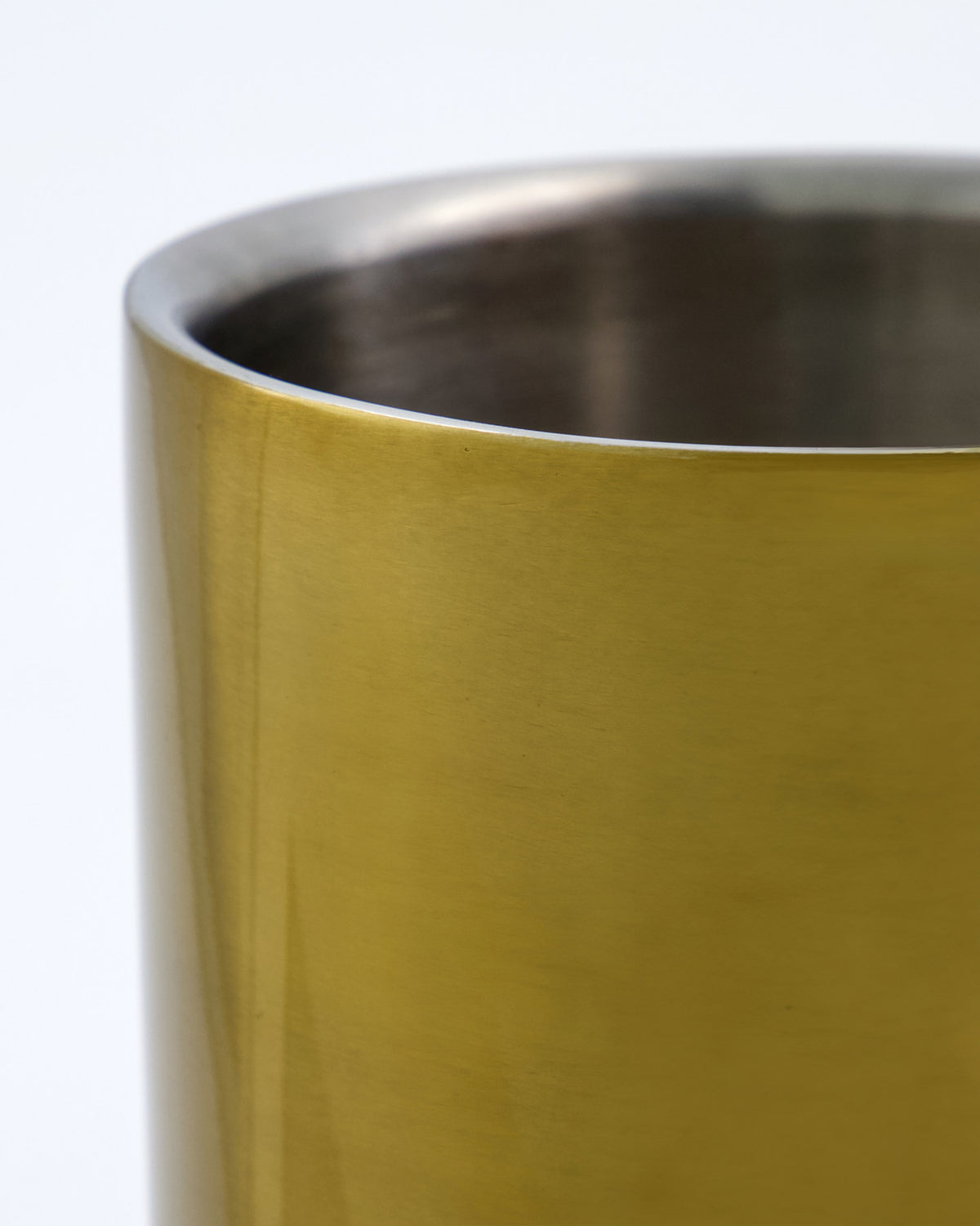 Weinkühler, HDKett, Antikes Messing-Finish in Antikes Messing-Finish präsentiert im Onlineshop von KAQTU Design AG. Flaschenkühler ist von House Doctor