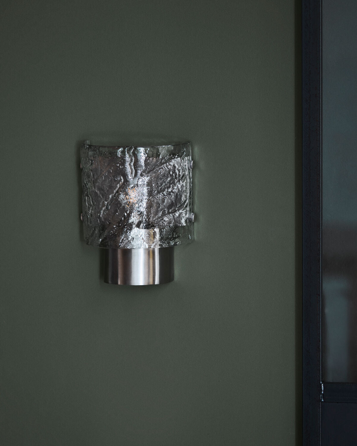 Wandleuchte, HDType, Gebürstetes Silber in Brushed silver präsentiert im Onlineshop von KAQTU Design AG. Wandleuchte ist von House Doctor