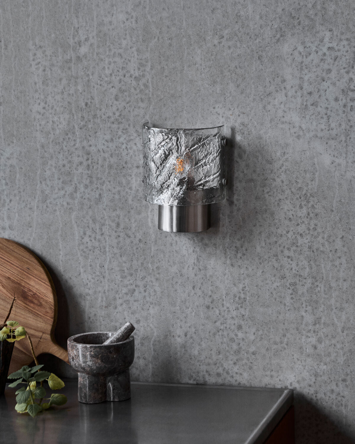 Wandleuchte, HDType, Gebürstetes Silber in Brushed silver präsentiert im Onlineshop von KAQTU Design AG. Wandleuchte ist von House Doctor