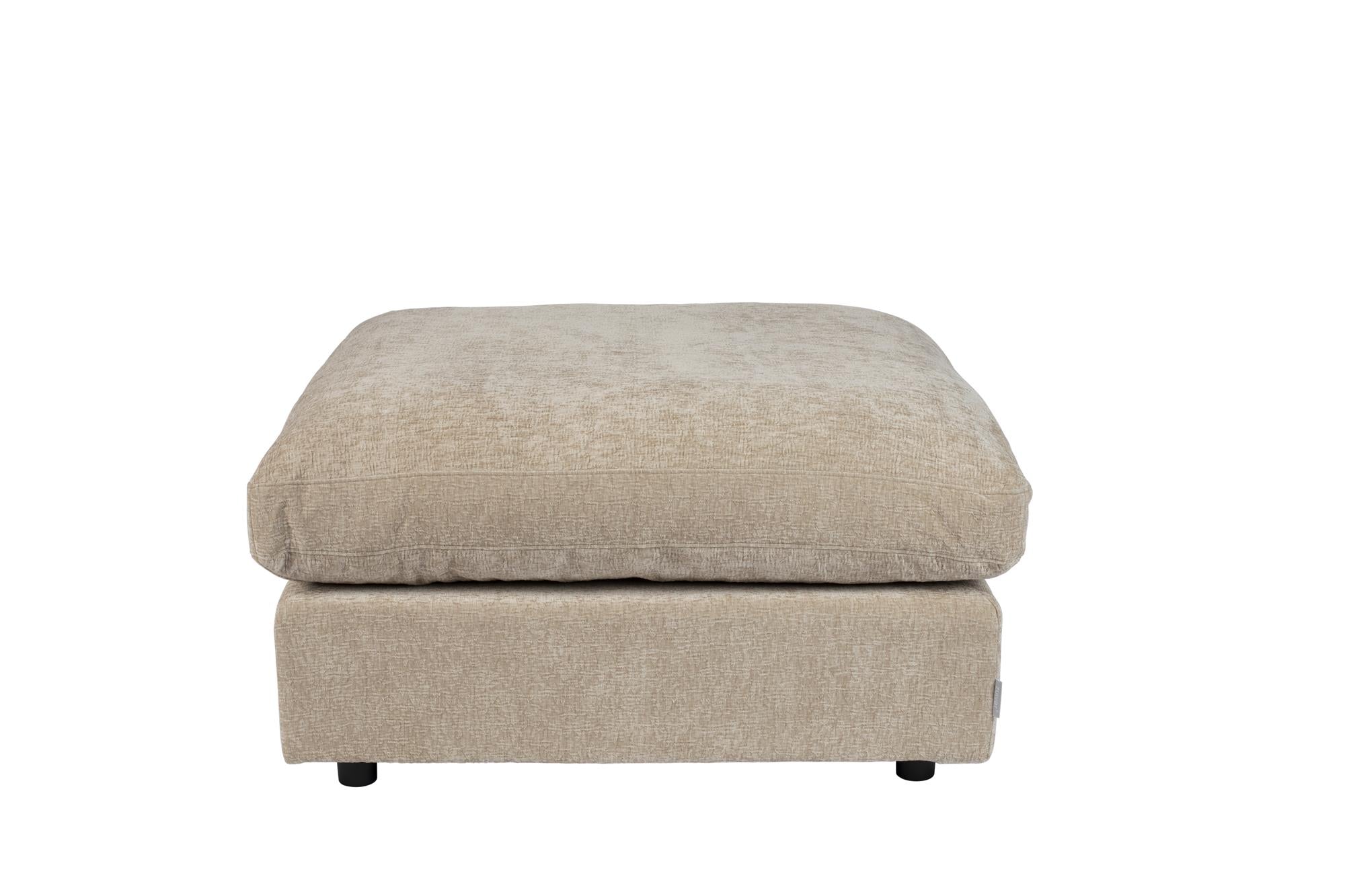 Hocker Sense von Zuiver in natürlichem Design, ideal für moderne Wohnräume. Bequem und stilvoll, perfekt als Sitzgelegenheit oder Ablage.