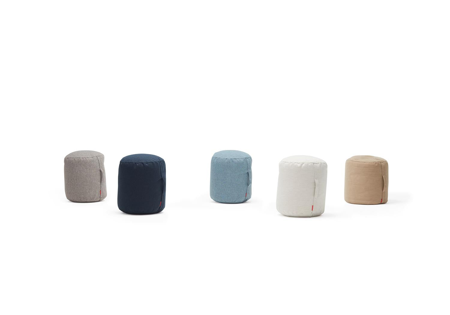 Butt Sitzsack in 528 Mixed Dance Blue präsentiert im Onlineshop von KAQTU Design AG. Sitzsack ist von Innovation Living