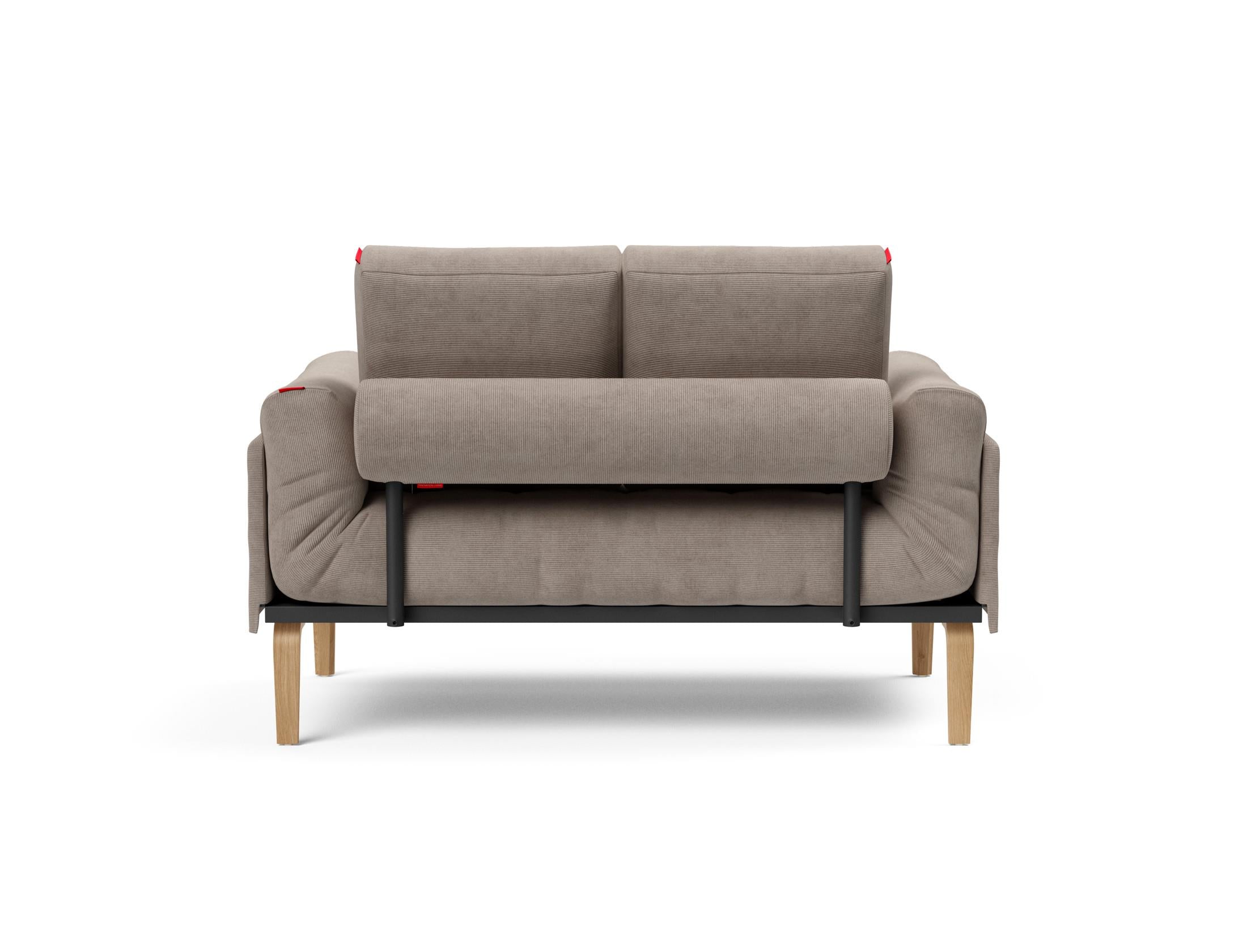 Entdecken Sie das Rollo Bow Klappsofa 80 von Innovation Living – ein vielseitiges, elegantes Möbelstück, perfekt für kleine Räume und flexible Nutzung.