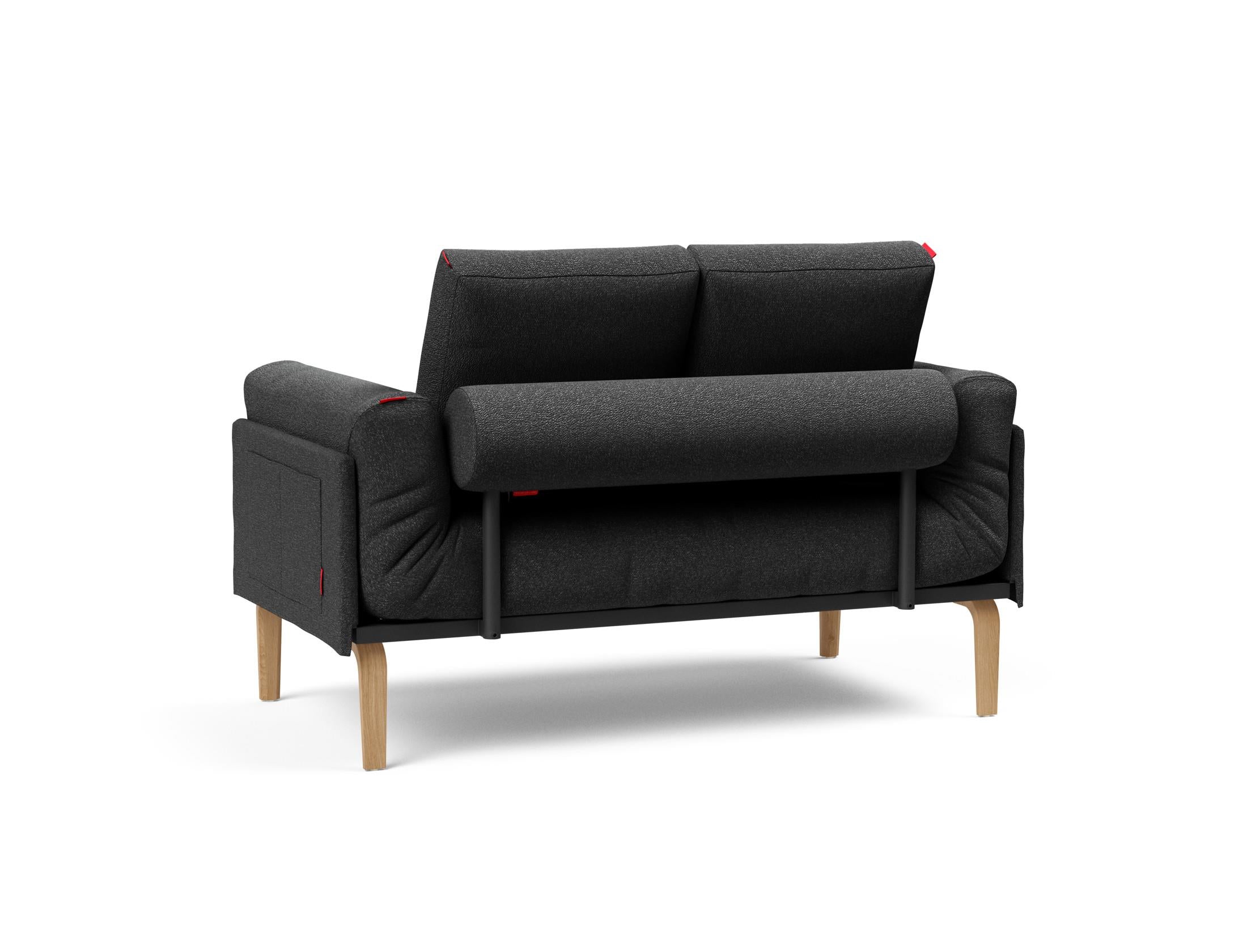 Erleben Sie das Rollo Bow Klappsofa 80 von Innovation Living – ein stilvolles, anpassbares Möbelstück, ideal für kompakte Wohnräume und optimalen Komfort.