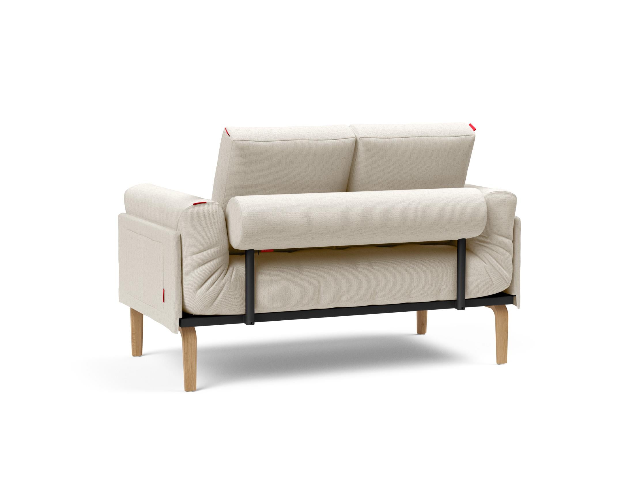 Erleben Sie das Rollo Bow Klappsofa 80 von Innovation Living – ein stilvolles, anpassbares Möbelstück, ideal für kompakte Wohnräume und optimalen Komfort.