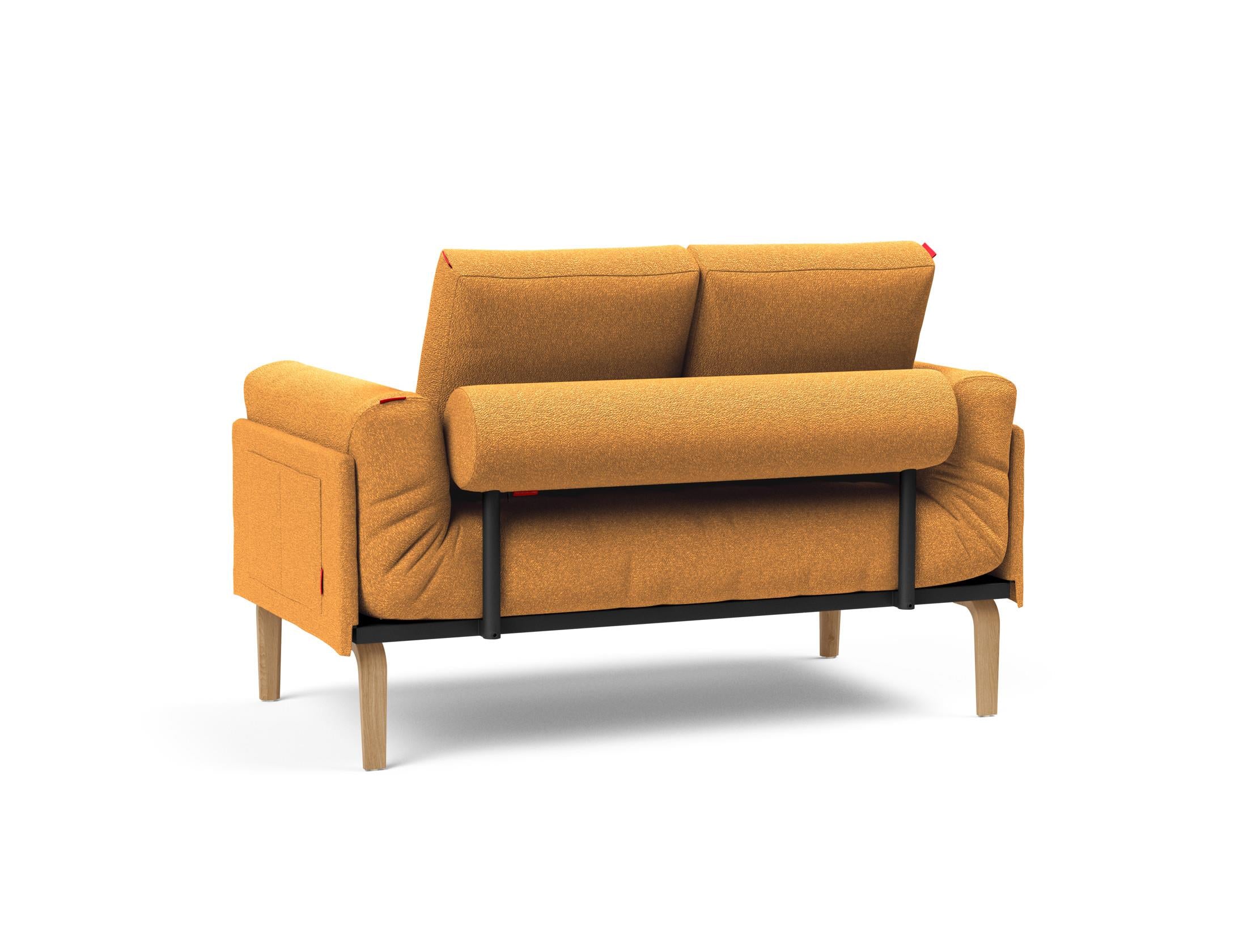 Erleben Sie das Rollo Bow Klappsofa 80 von Innovation Living – ein stilvolles, anpassbares Möbelstück, ideal für kompakte Wohnräume und optimalen Komfort.