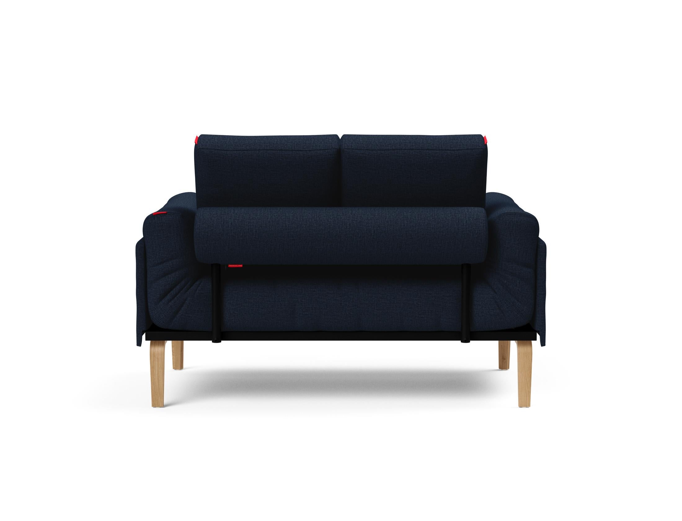Erleben Sie das Rollo Bow Klappsofa 80 von Innovation Living – ein elegantes, flexibles Sofa, das Komfort und Stil für kleine Räume vereint.