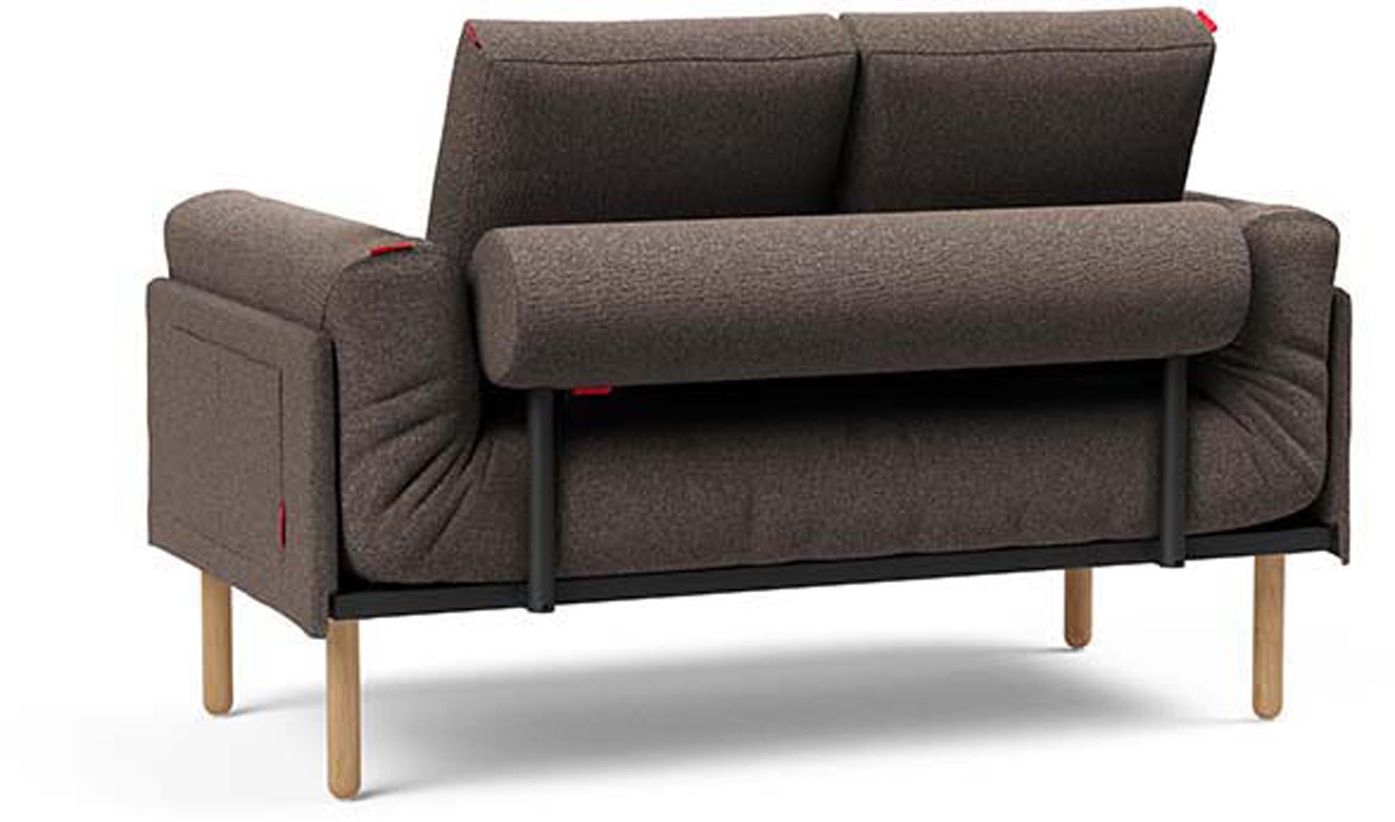 Entdecken Sie das Rollo Stem Klappsofa 80 von Innovation Living – ein stilvolles, funktionales Möbelstück mit anpassbarer Höhe und komfortabler Matratze.