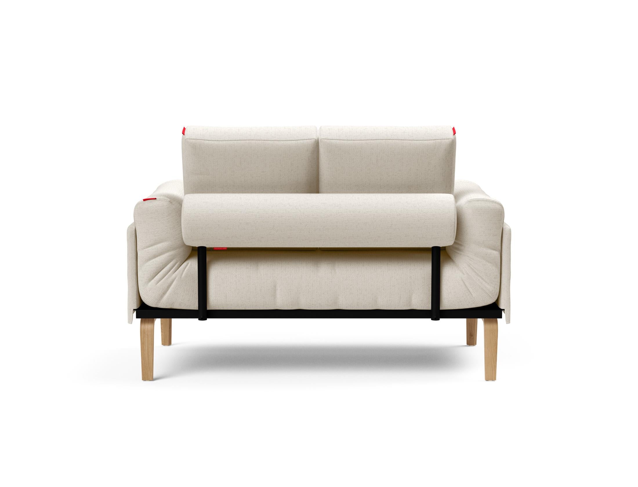 Entdecken Sie das Rollo Bow Klappsofa 80 von Innovation Living – ein vielseitiges Möbelstück, das Stil, Komfort und Funktionalität für kompakte Wohnräume bietet.