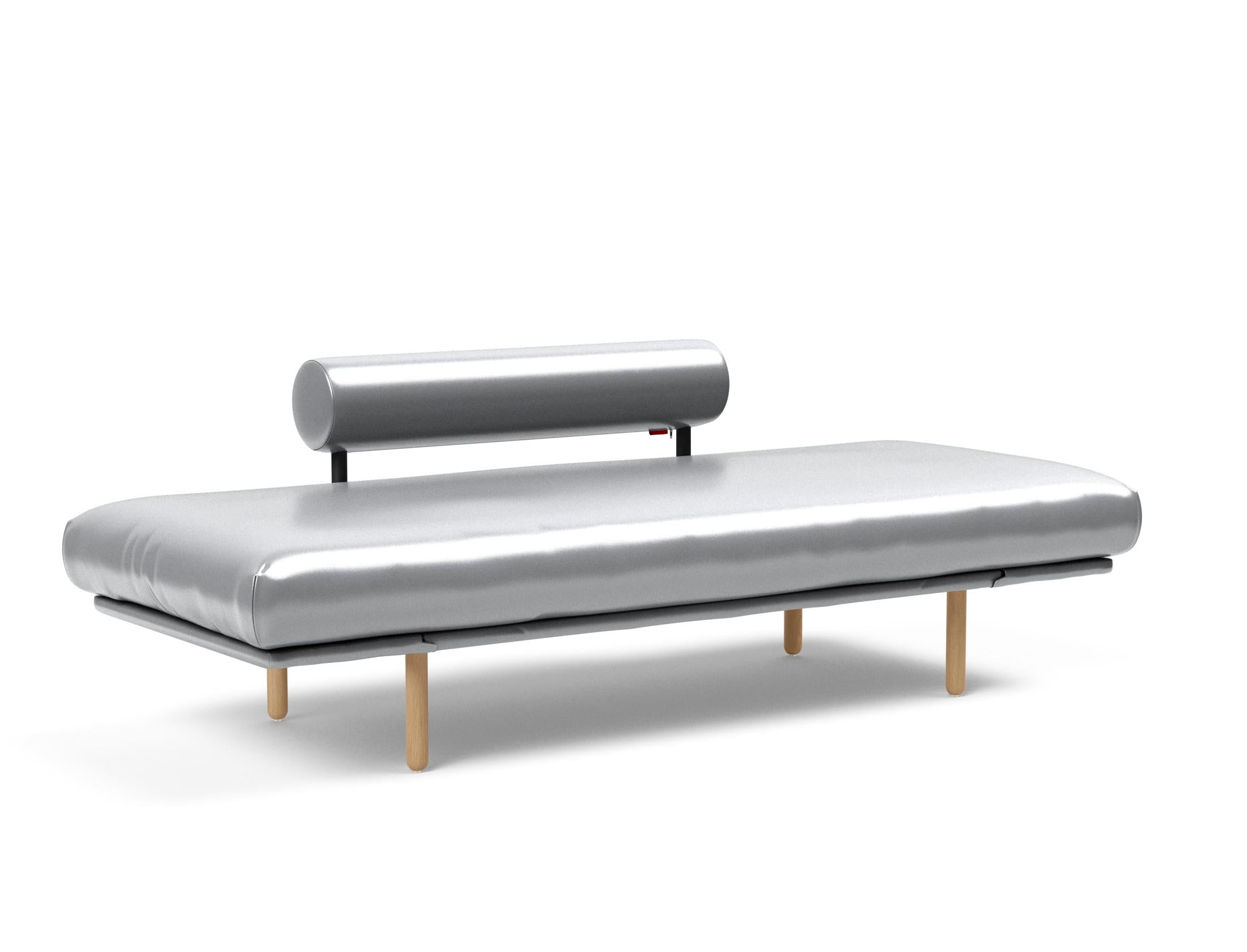 Erleben Sie das Rollo Stem Klappsofa 80 – ein elegantes, flexibles Möbelstück, das sich ideal für kleine Räume eignet und höchsten Komfort bietet.