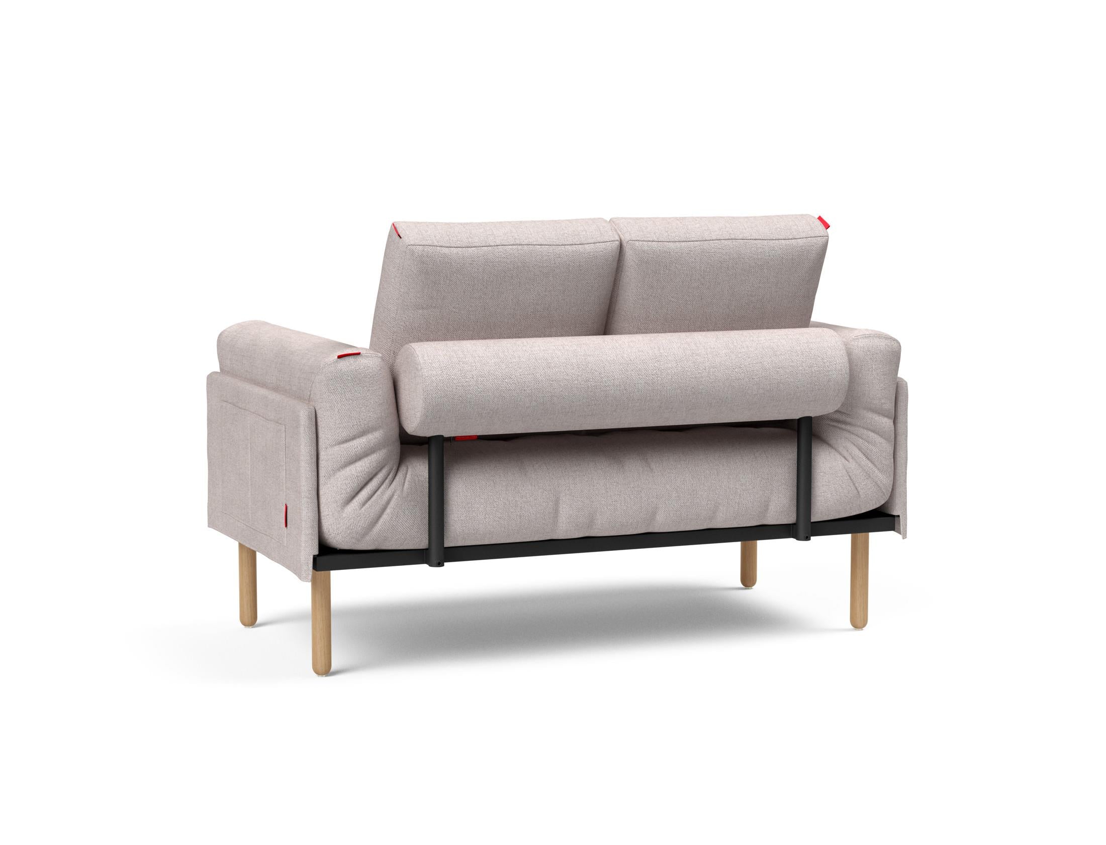 Erleben Sie das Rollo Stem Klappsofa 80 von Innovation Living – ein stilvolles, funktionales Tagesbett, das Komfort und Anpassungsfähigkeit vereint.
