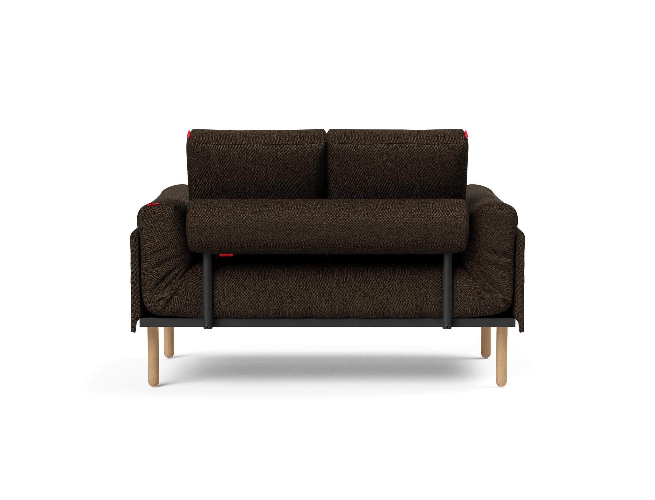 Entdecken Sie das Rollo Stem Klappsofa 80 von Innovation Living – ein elegantes Tagesbett, das durch seine Vielseitigkeit und hochwertigen Materialien besticht.