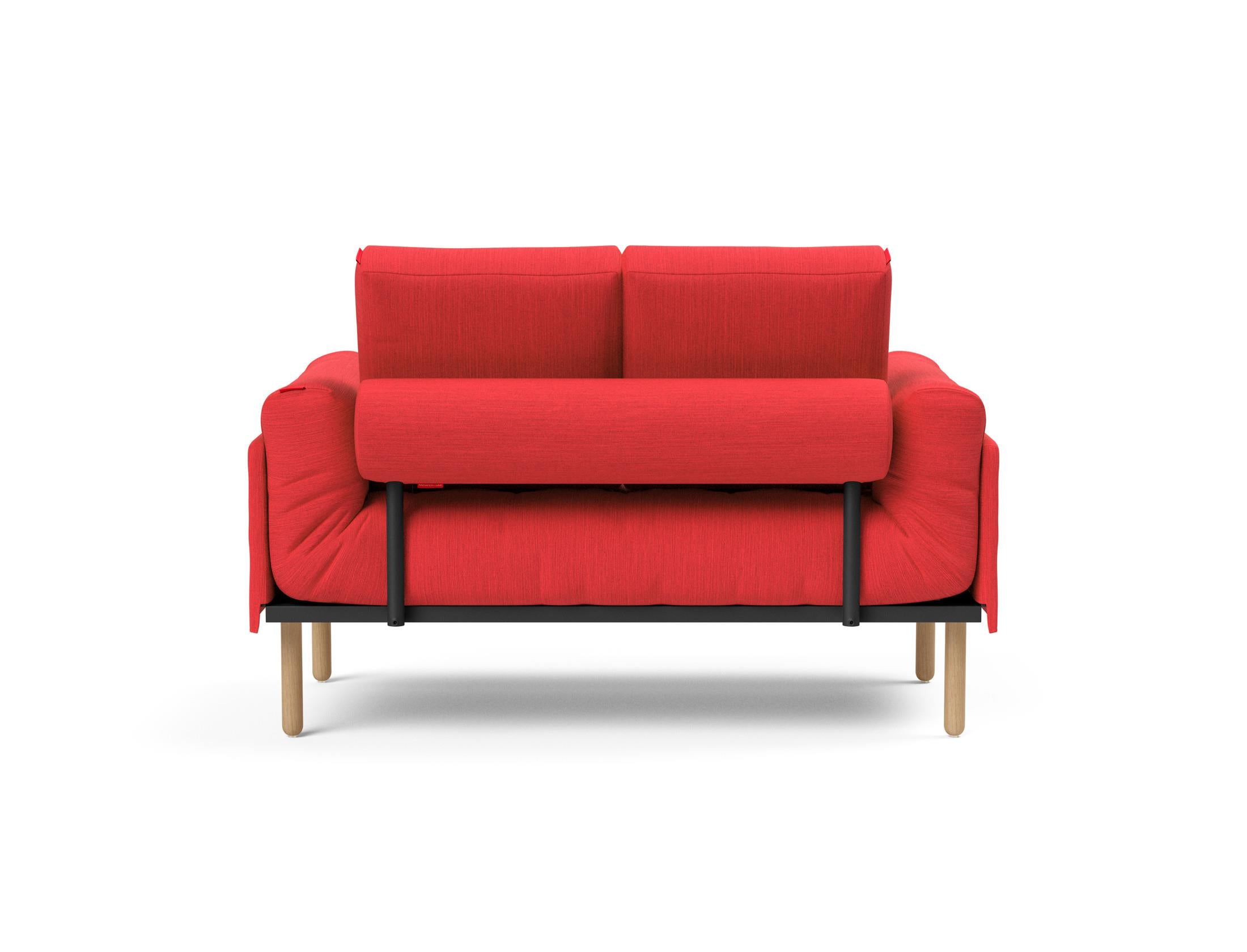 Erleben Sie das Rollo Stem Klappsofa 80 von Innovation Living – ein stilvolles, funktionales Tagesbett, das Komfort und Anpassungsfähigkeit vereint.