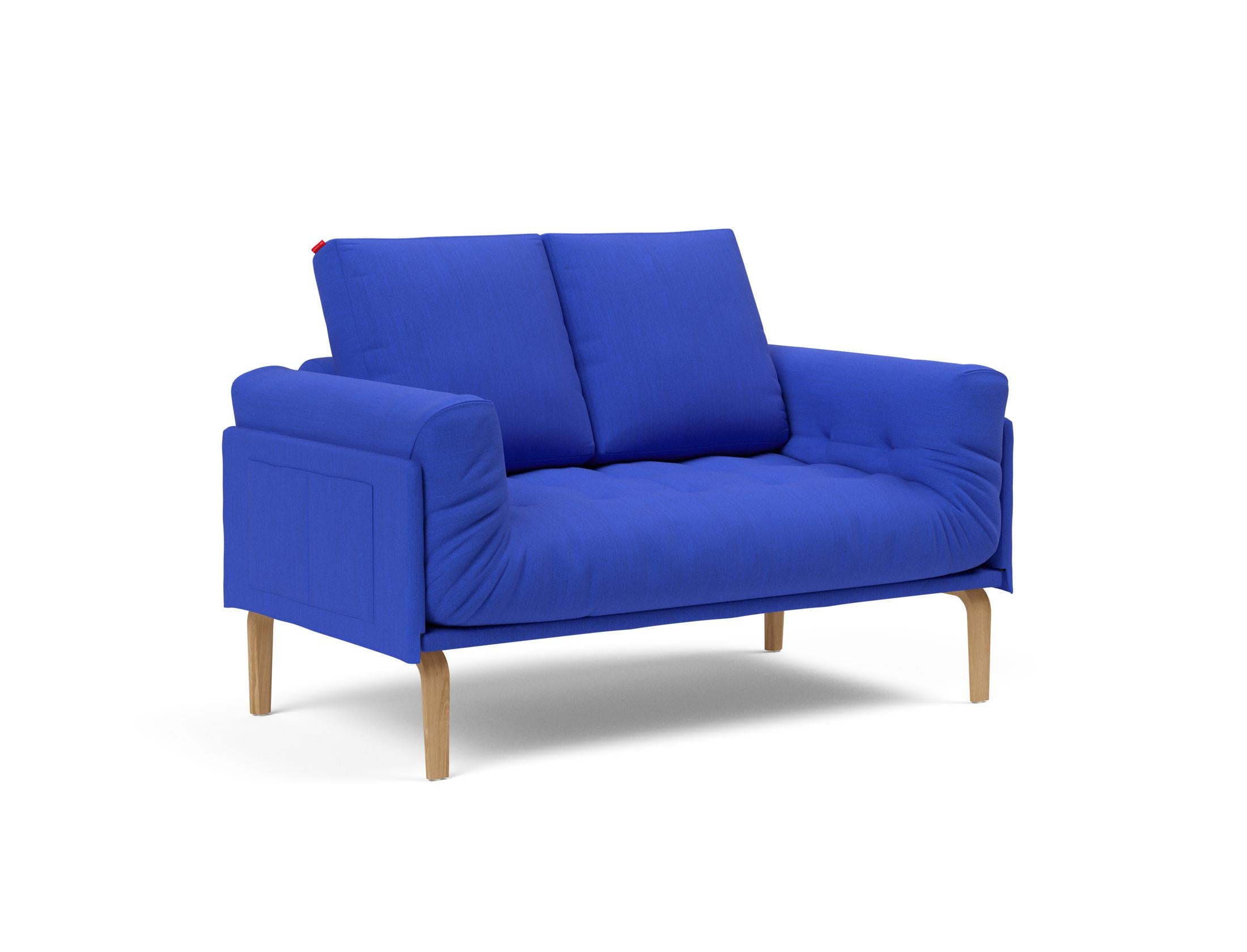 Entdecken Sie das Rollo Bow Klappsofa 80 von Innovation Living – ein elegantes, flexibles Tagesbett, das modernen Wohnkomfort auf kleinem Raum bietet.