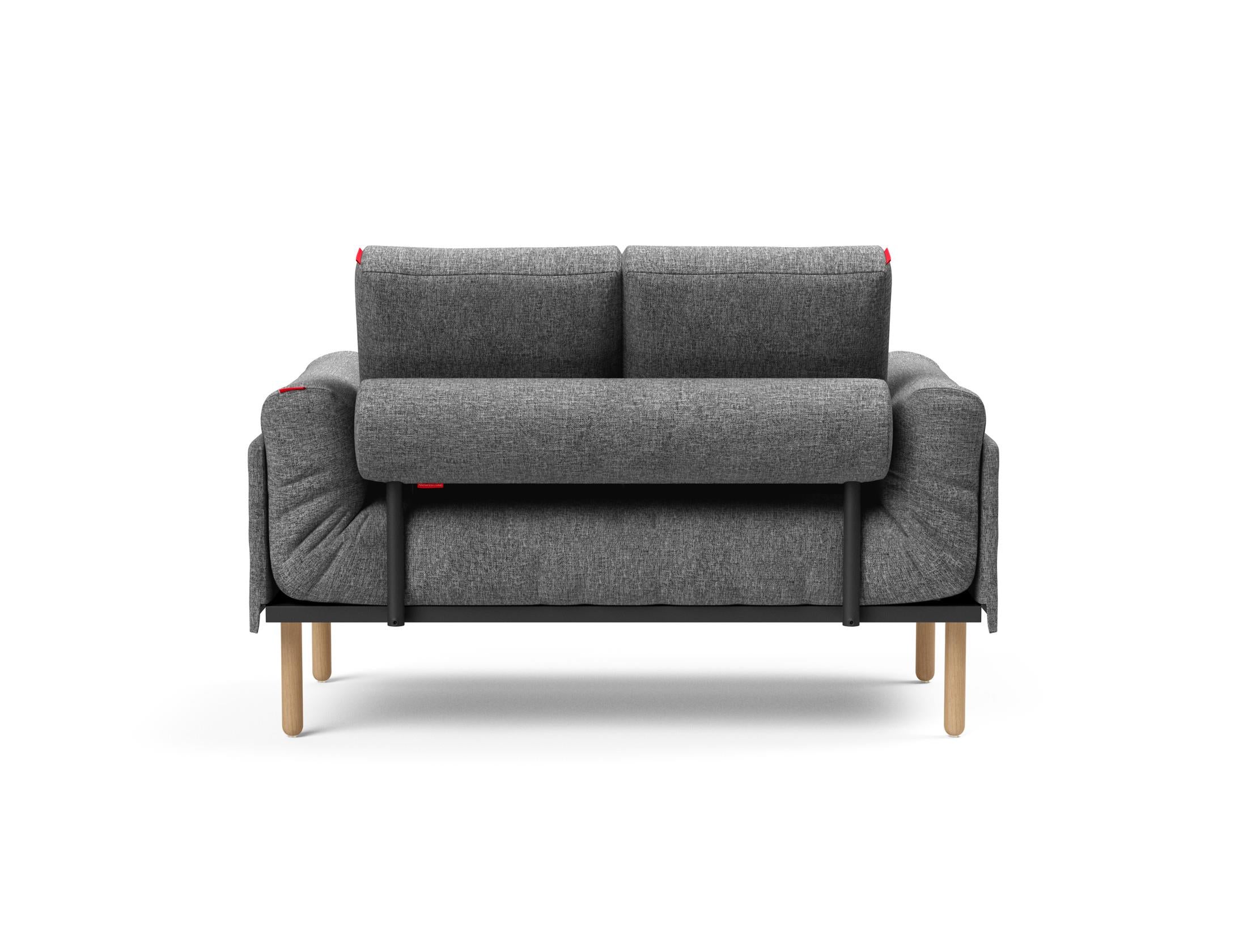 Entdecken Sie das Rollo Stem Klappsofa 80 von Innovation Living – ein elegantes Tagesbett, das durch seine Vielseitigkeit und hochwertigen Materialien besticht.