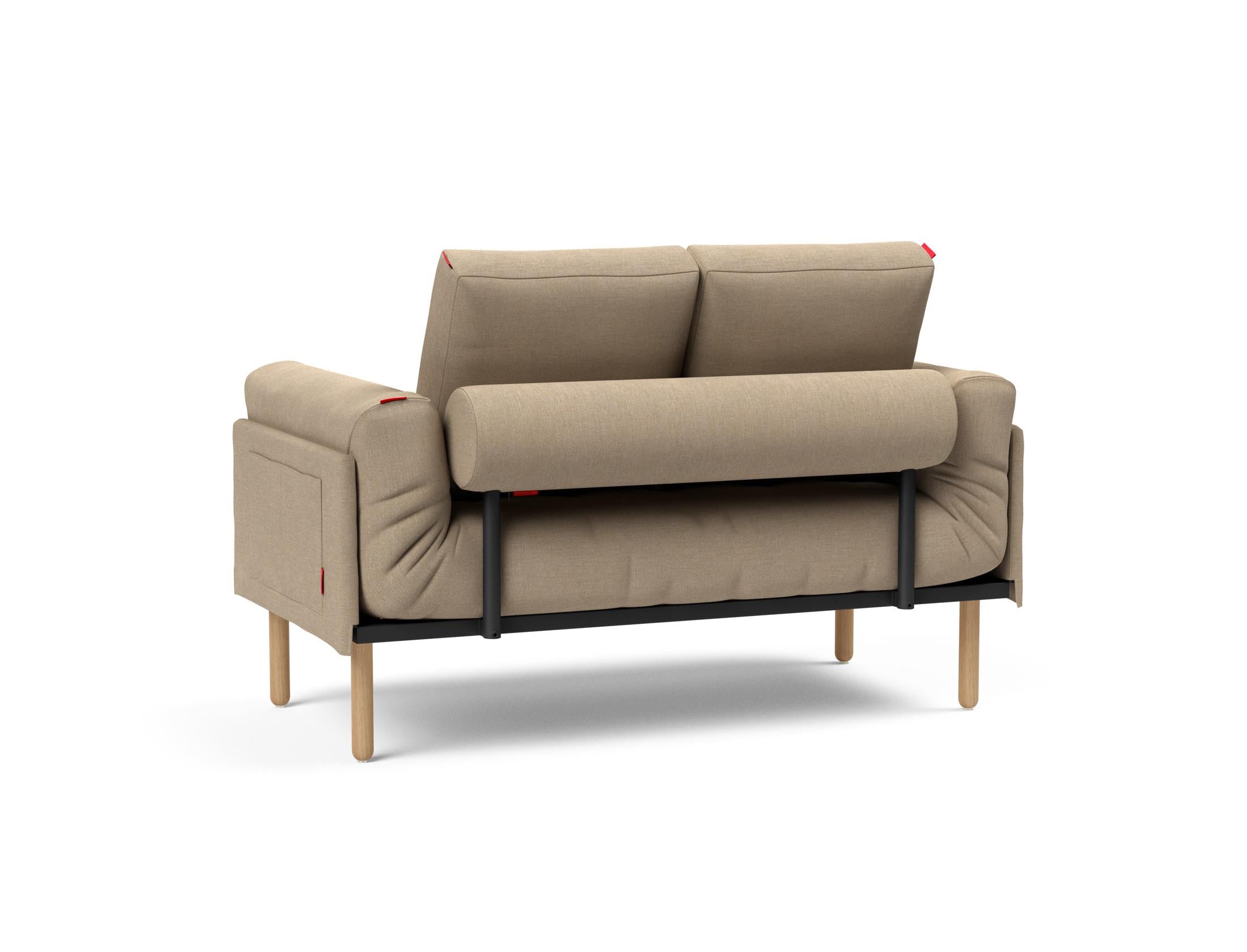 Entdecken Sie das Rollo Stem Klappsofa 80 von Innovation Living – ein elegantes Tagesbett, das durch seine Vielseitigkeit und hochwertigen Materialien besticht.