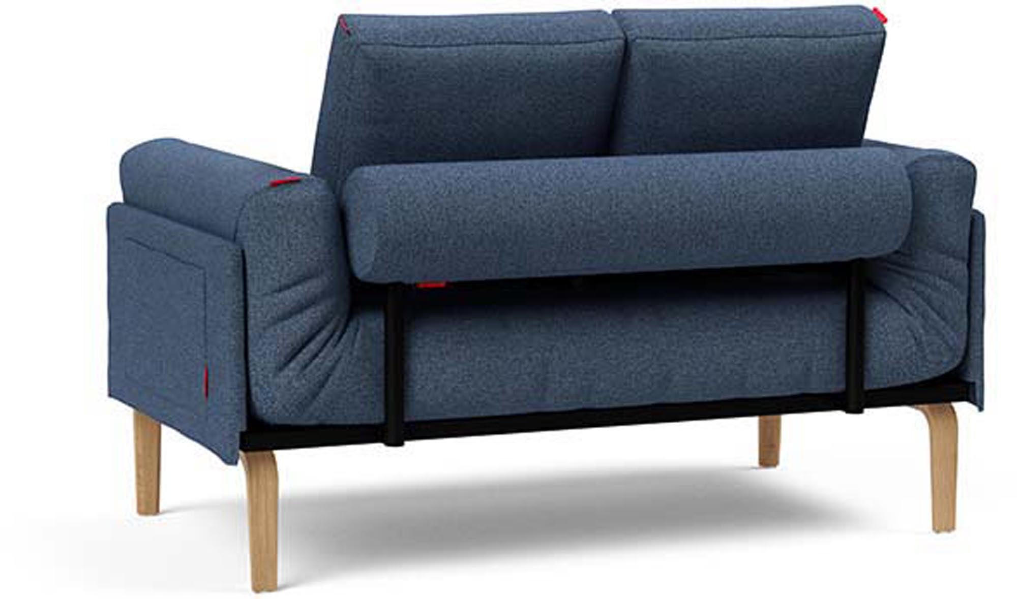 Entdecken Sie das Rollo Bow Klappsofa 80 von Innovation Living – ein stilvolles, funktionales Sofa mit anpassbarer Höhe und praktischem Stauraum.