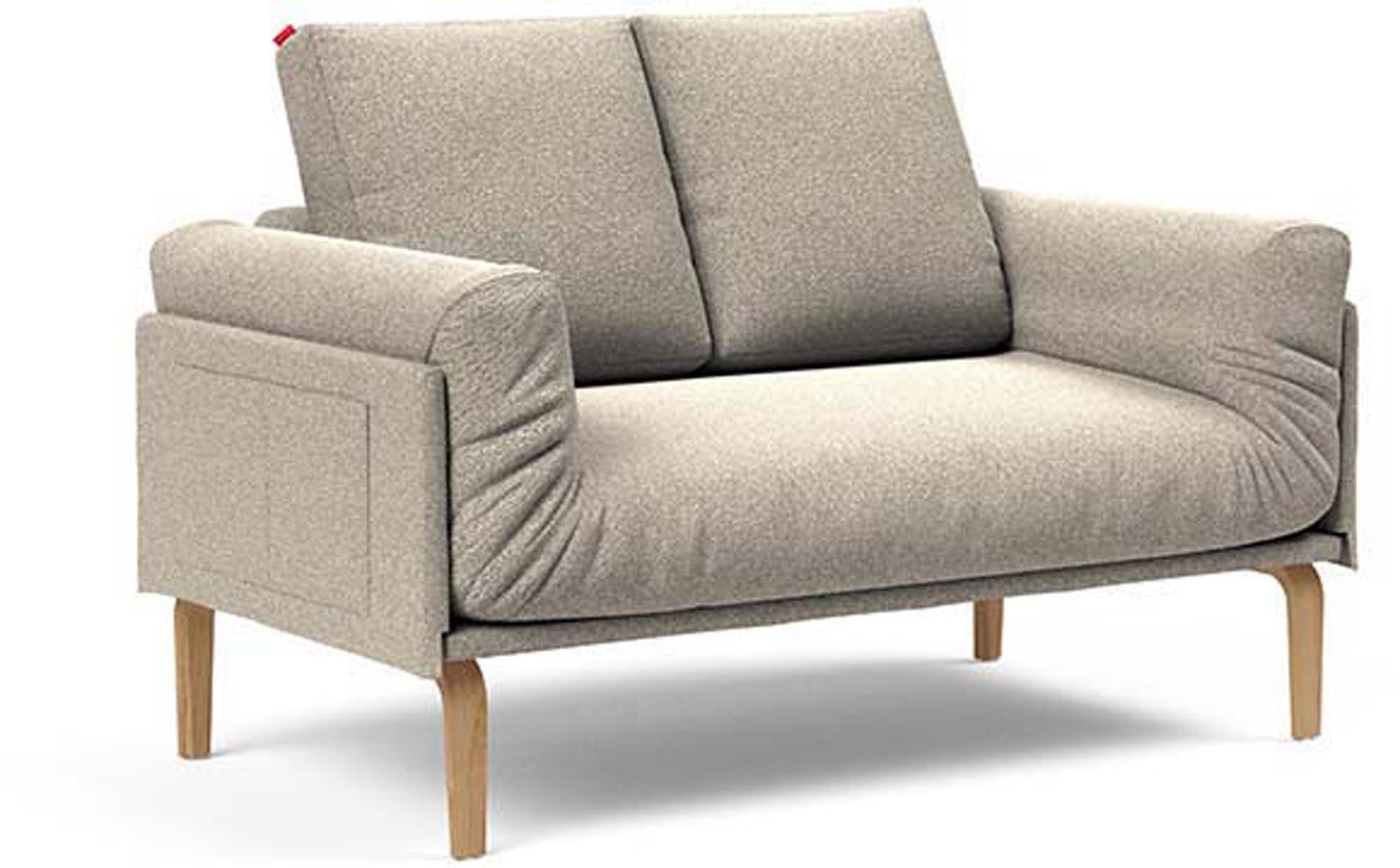Erleben Sie das Rollo Bow Klappsofa 80 von Innovation Living – ein elegantes Möbelstück mit dem einzigartigen Cover Spring für höchsten Sitzkomfort und Vielseitigkeit.