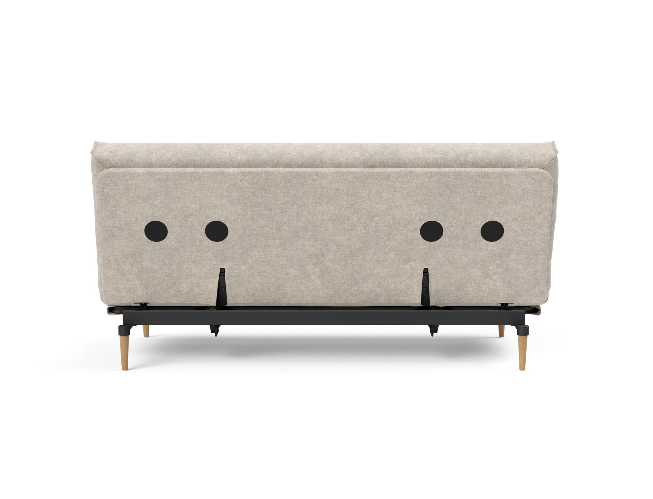 Erleben Sie das Colpus Bettsofa 140 Nordic Cover von Innovation Living – ein elegantes Möbelstück mit Soft Spring Matratze für höchsten Schlafkomfort und praktischen, abnehmbaren Bezug.