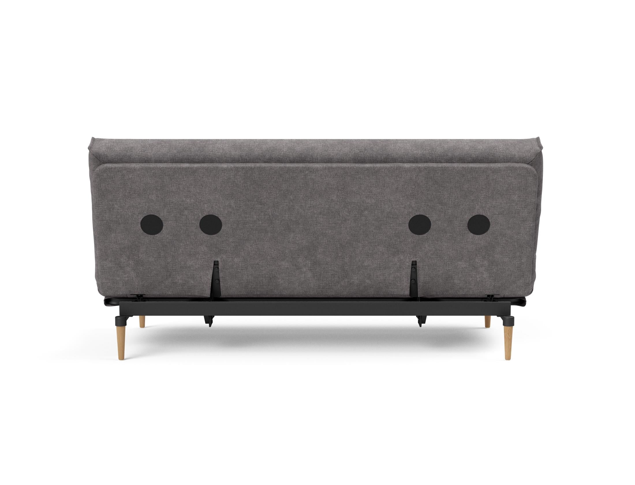 Erleben Sie das Colpus Bettsofa 140 Nordic Cover von Innovation Living – ein elegantes Möbelstück mit Soft Spring Matratze für höchsten Schlafkomfort und praktischen, abnehmbaren Bezug.