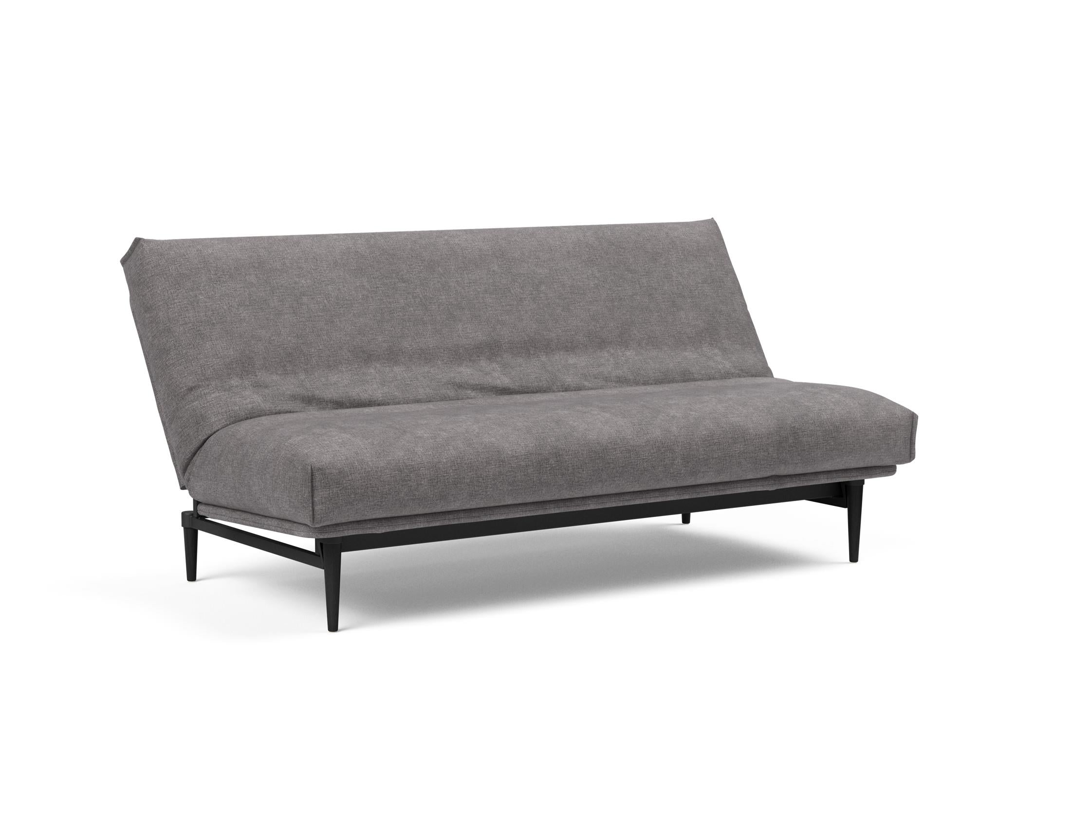 Entdecken Sie das Colpus Bettsofa 140 Nordic Cover in stilvollem Eiche schwarz. Ideal für kompaktes Wohnen, bietet es Komfort und Funktionalität.