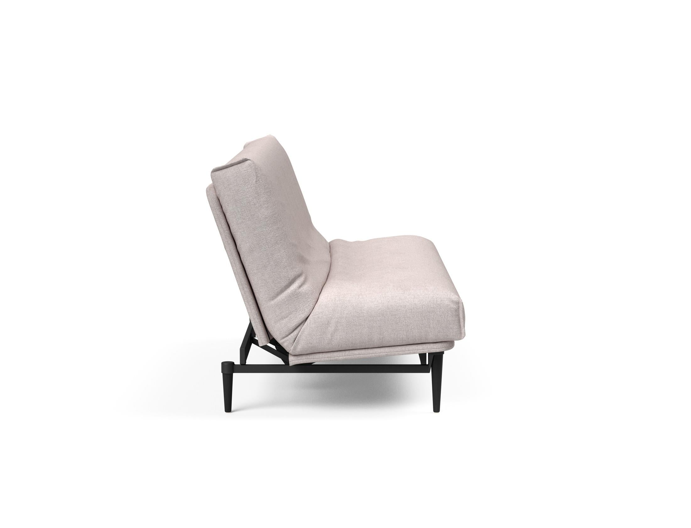 Entdecken Sie das elegante Colpus Bettsofa 140 in Eiche schwarz mit Nordic Cover – ideal für modernes Wohnen und flexible Schlaflösungen.
