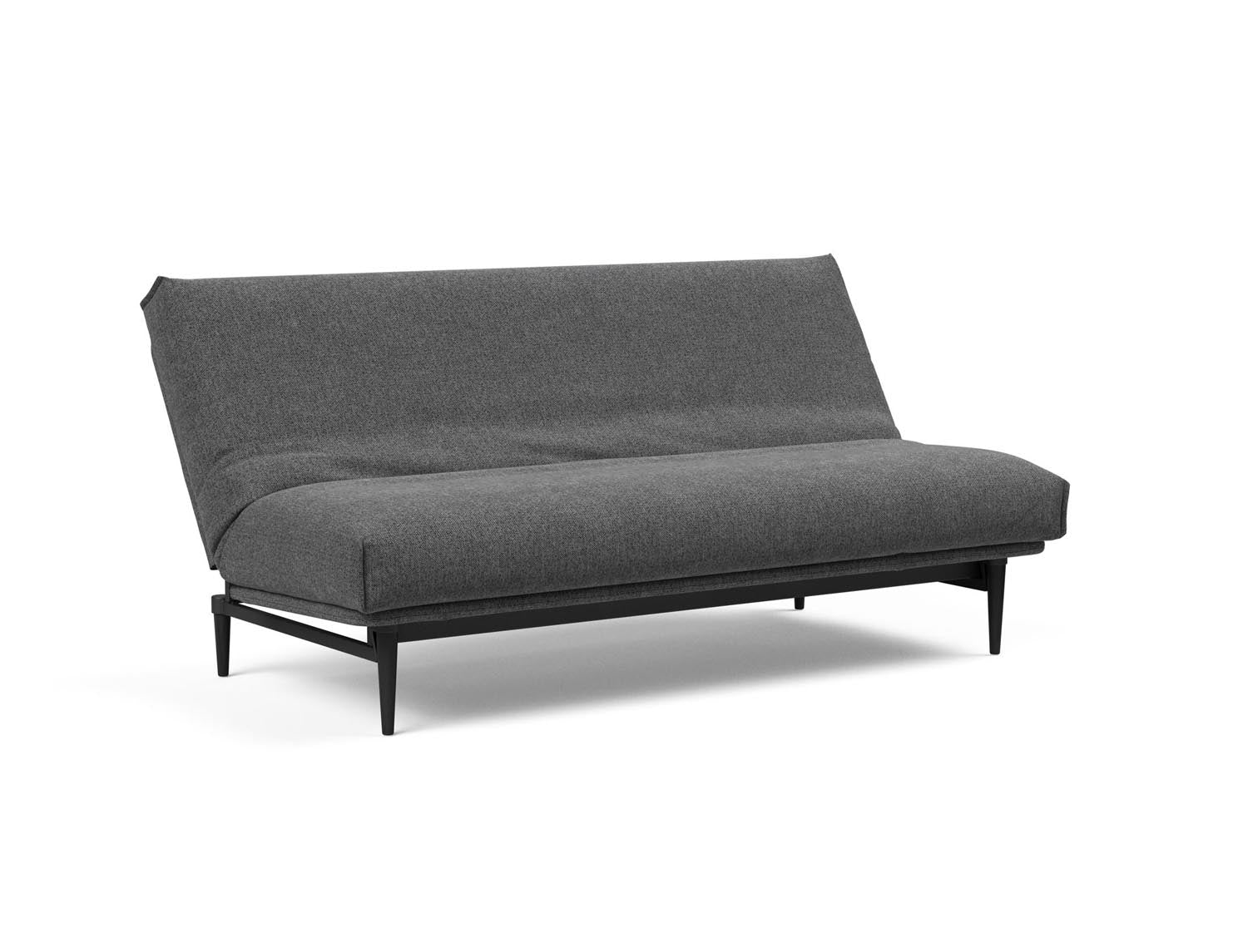 Entdecken Sie das Colpus Bettsofa 140 Nordic Cover in stilvollem Eiche schwarz. Ideal für kompaktes Wohnen, bietet es Komfort und Funktionalität.