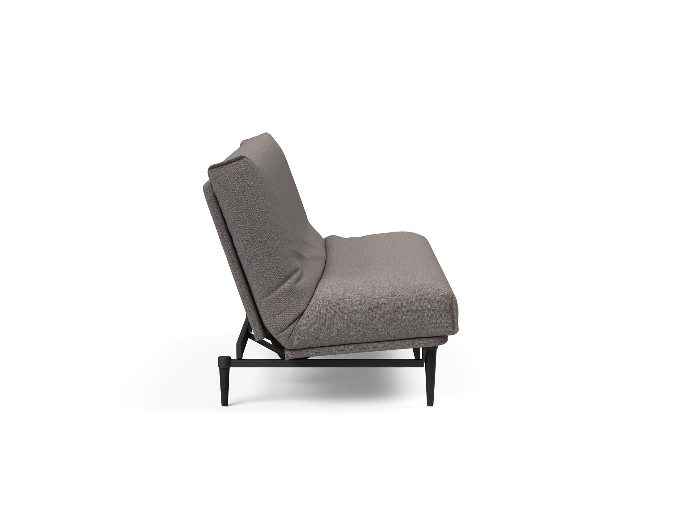 Erleben Sie das Colpus Bettsofa 140 Nordic Cover in elegantem Eiche schwarz. Multifunktional, mit Soft Spring Matratze für höchsten Schlafkomfort.
