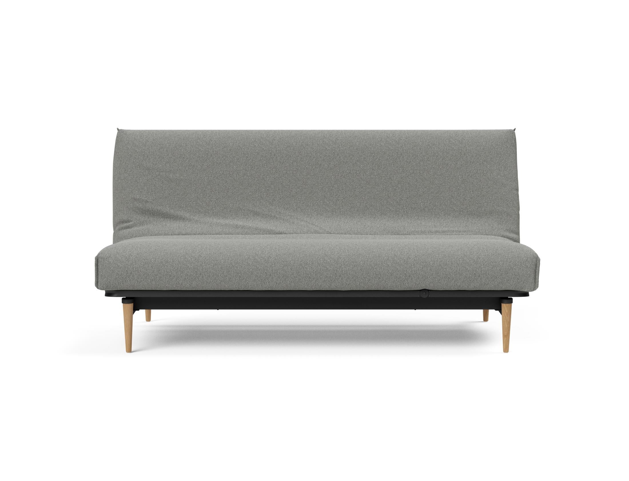 Elegantes Colpus Bettsofa 140 mit weichem Nordic Cover, ideal für gemütliche Abende und modernes Wohndesign.