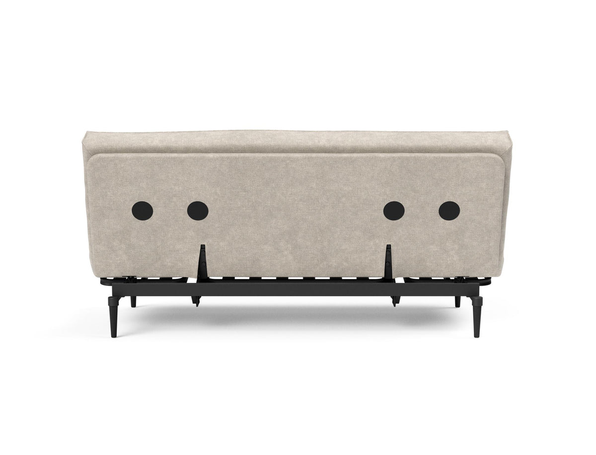 Colpus Bettsofa 140 Sharp Plus Cover Eiche schwarz Soft Spring in 280 Avella Sand präsentiert im Onlineshop von KAQTU Design AG. Bettsofa ist von Innovation Living
