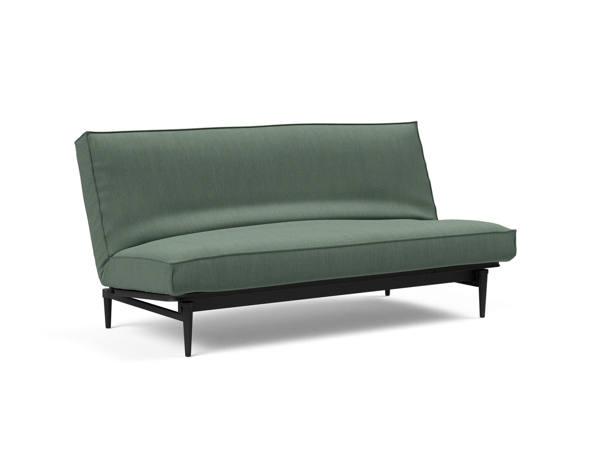 Colpus Bettsofa 140 Sharp Plus Cover Eiche schwarz Soft Spring in 518 Elegance Green präsentiert im Onlineshop von KAQTU Design AG. Bettsofa ist von Innovation Living