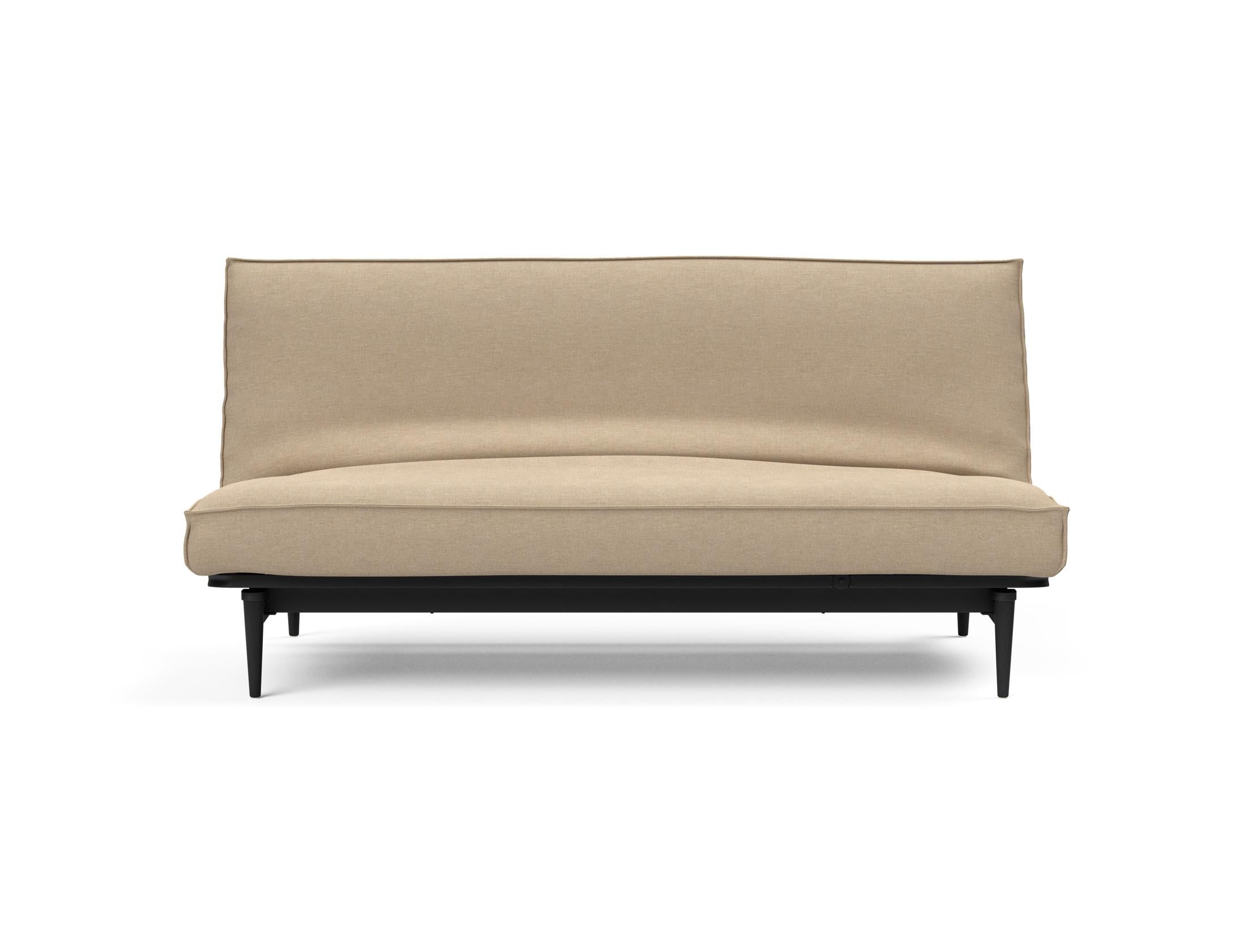 Stylisches Bettsofa Colpus 140 in Schwarz mit Eichenholz-Akzenten, ideal für gemütliche Abende und modernes Wohndesign.