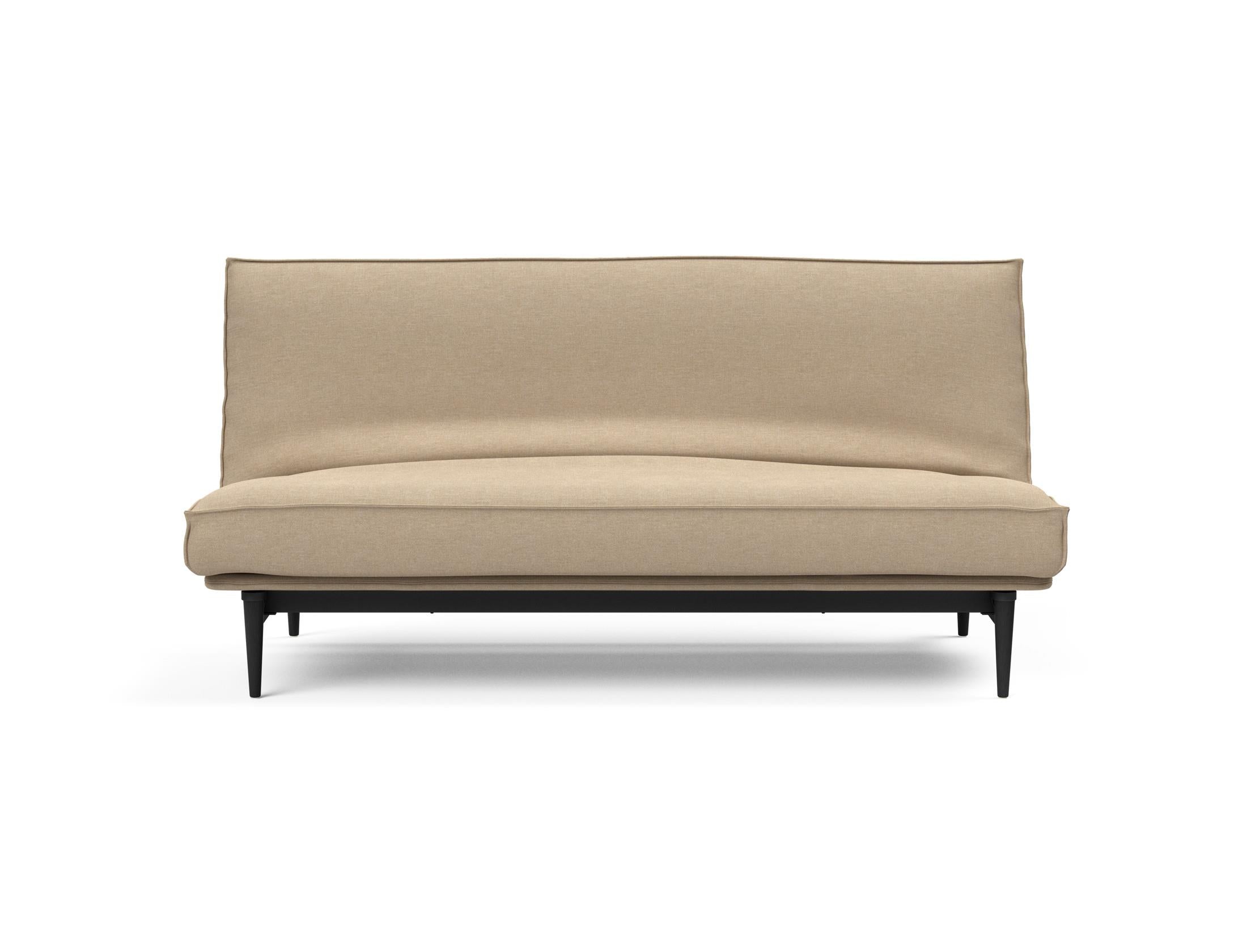 Modernes Colpus Bettsofa in schwarzer Eiche, perfekt für kompakte Wohnräume, vereint elegantes Design mit praktischer Schlafgelegenheit.