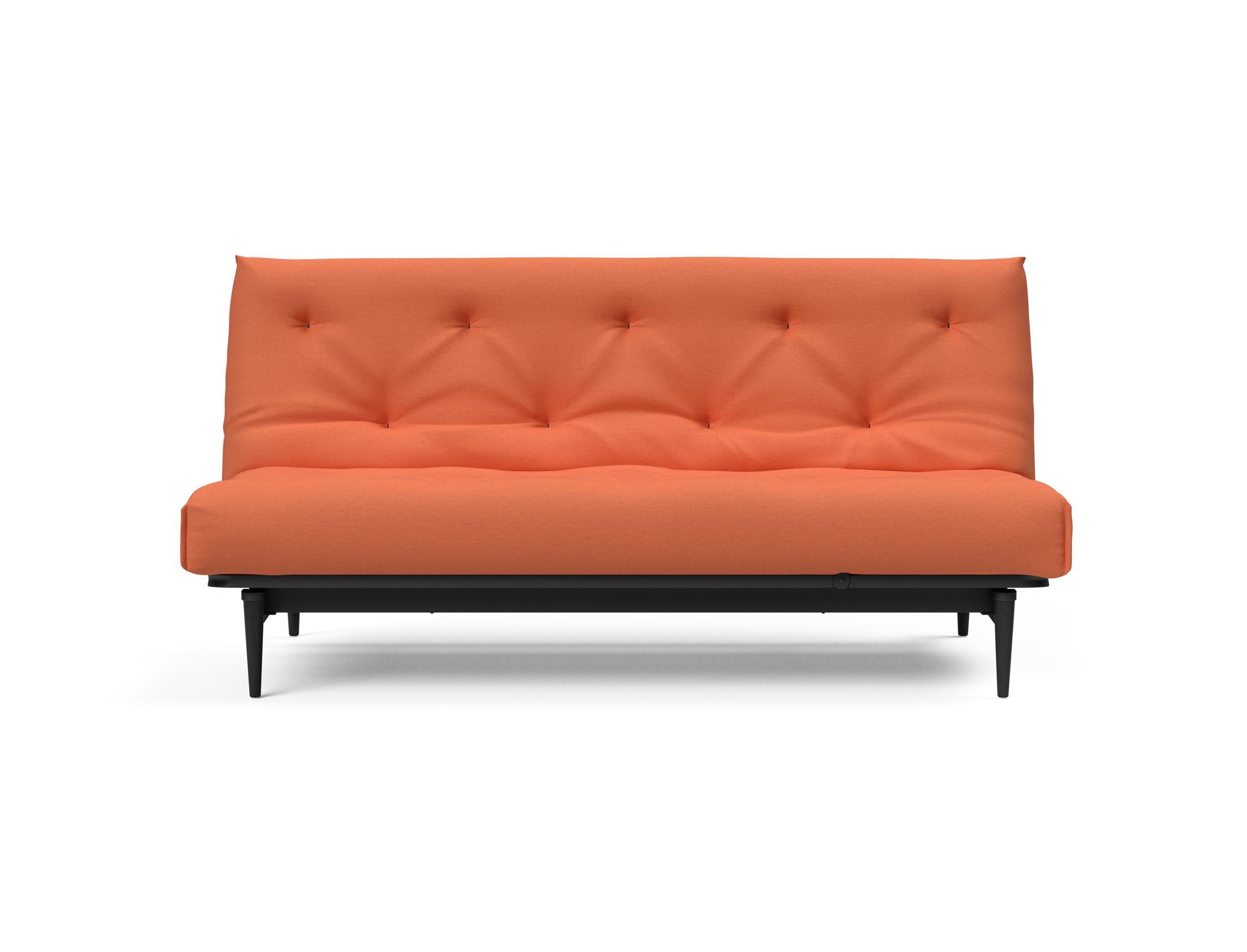 Modernes Colpus Bettsofa in Nordic Eiche schwarz, perfekt für kleine Räume, bietet Komfort und elegantes Design für jeden Wohnstil.
