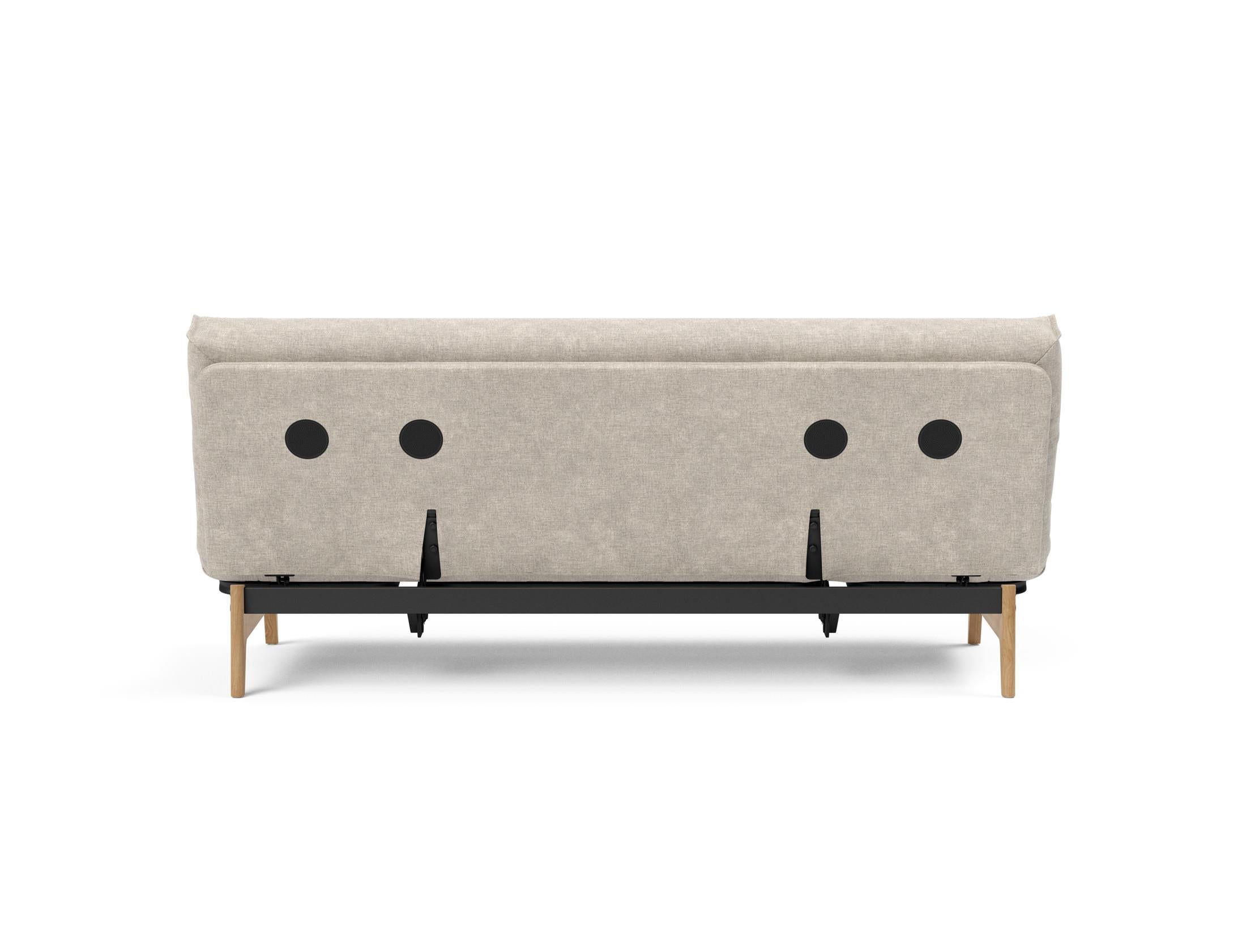 Erleben Sie das Aslak 120 Bettsofa Nordic Cover Soft Spring von Innovation Living – eine perfekte Kombination aus modernem Stil und bequemem Schlafplatz.
